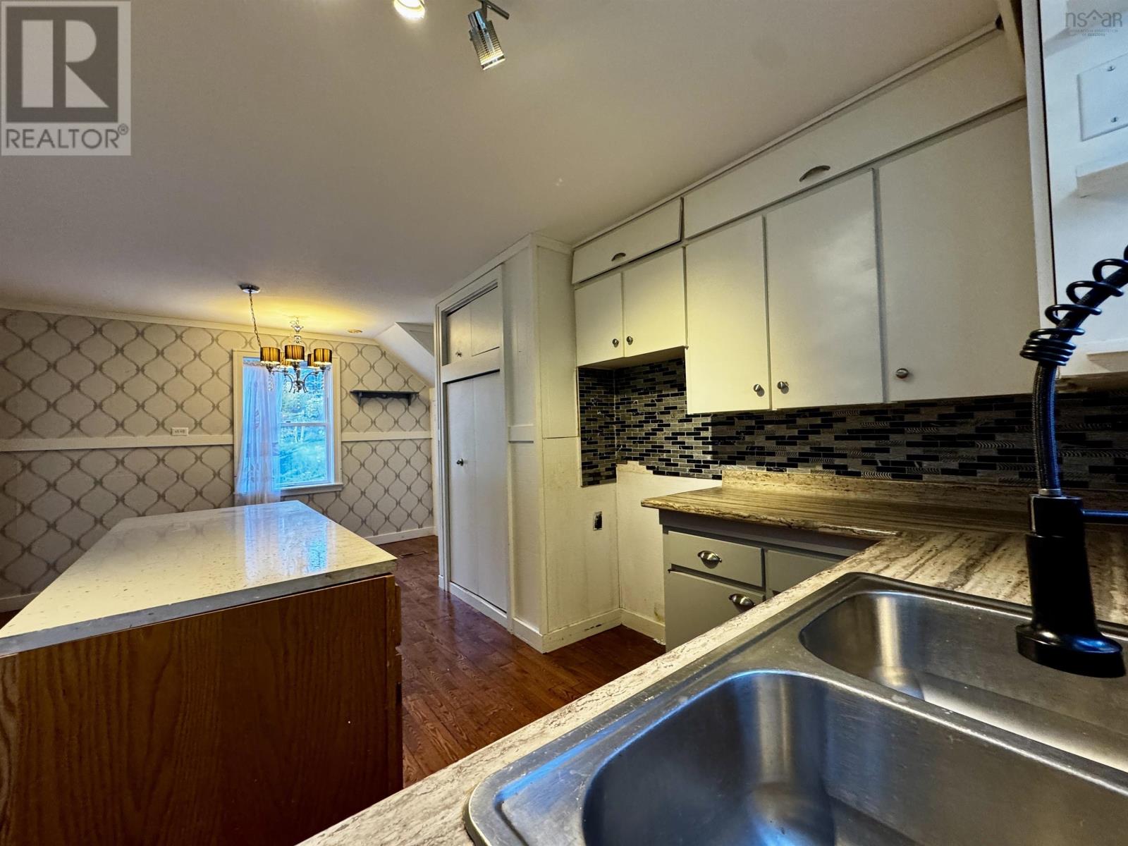 47 Old Victoria Road, Port Hastings, Nova Scotia  B9A 1L2 - Photo 18 - 202624122