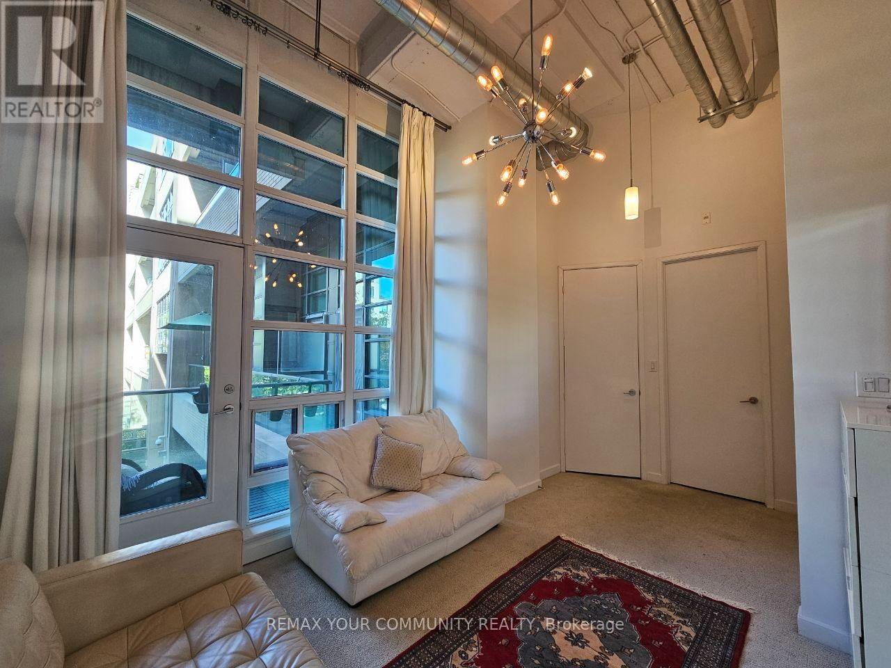 210 - 380 Macpherson Avenue, Toronto, Ontario  M4V 3E3 - Photo 16 - C13830902