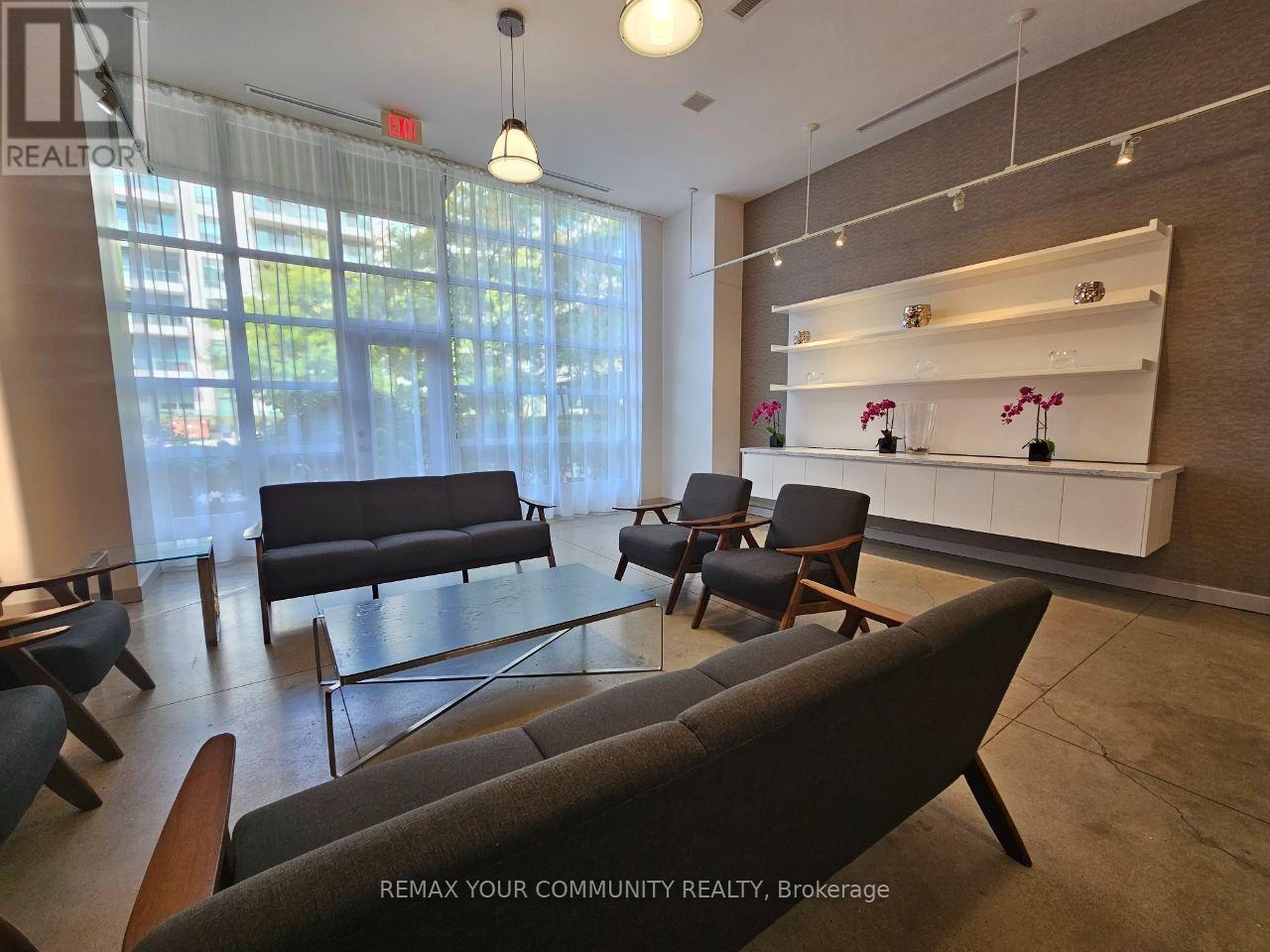 210 - 380 Macpherson Avenue, Toronto, Ontario  M4V 3E3 - Photo 34 - C13830902