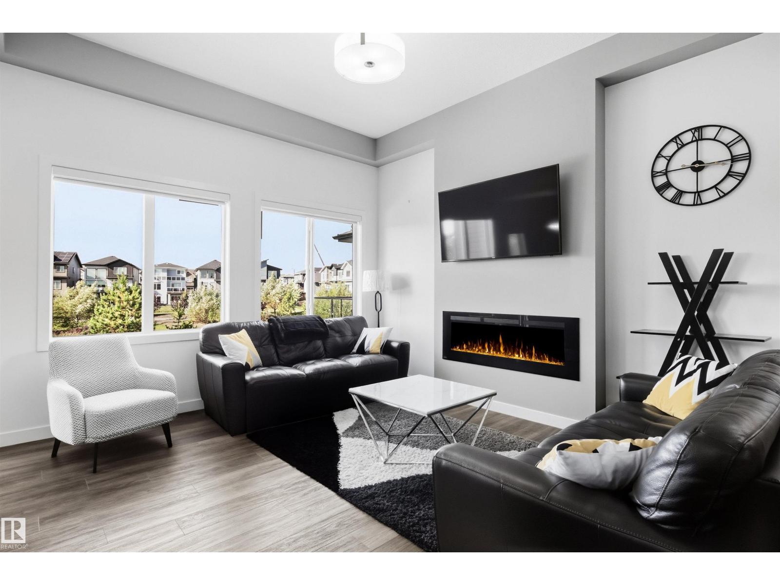 2052 Cavanagh Dr Sw, Edmonton, Alberta  T6W 4E8 - Photo 4 - E4510510