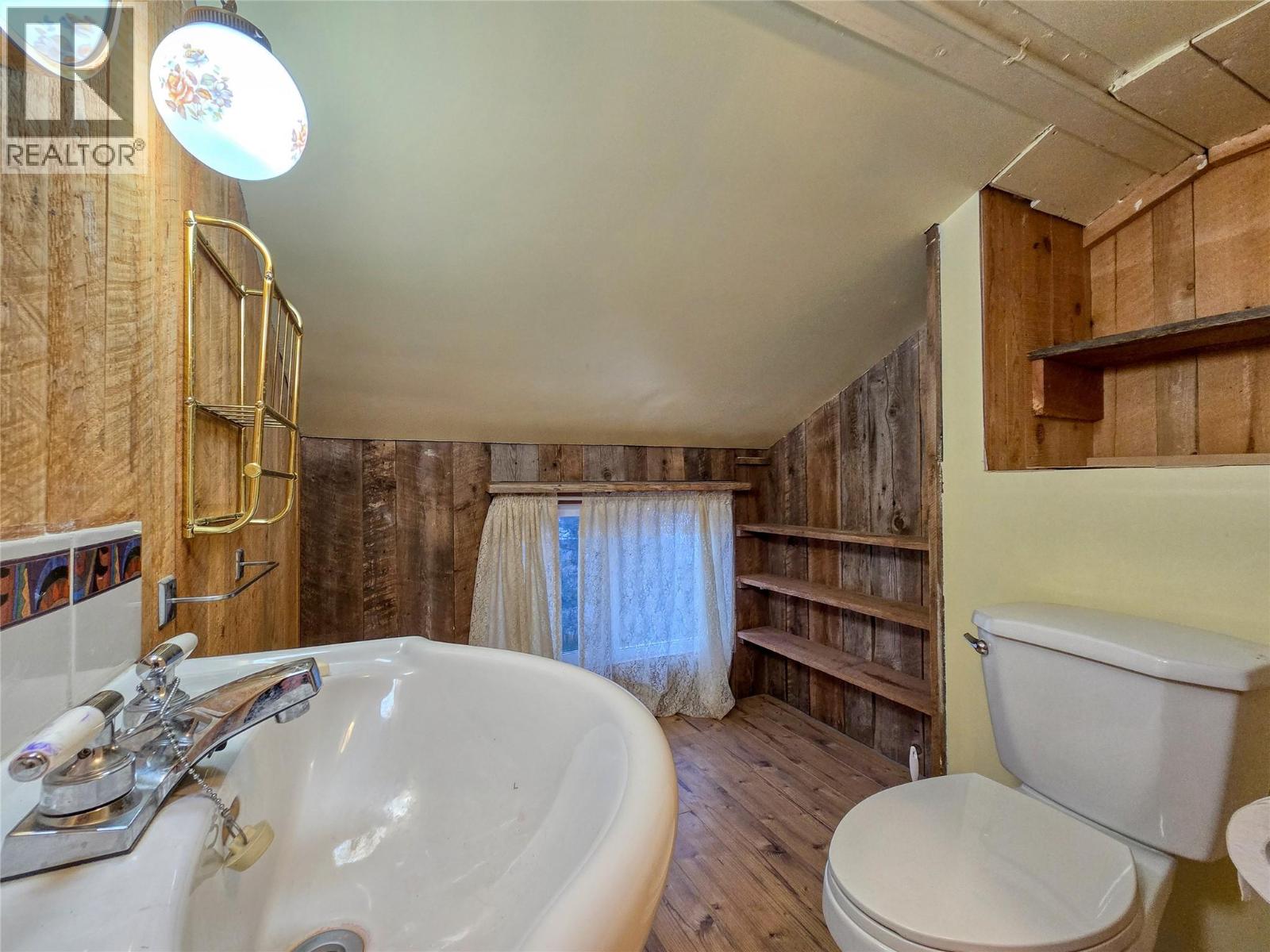 970 95 Highway, Spillimacheen, British Columbia  V0A 1P0 - Photo 30 - 10400750