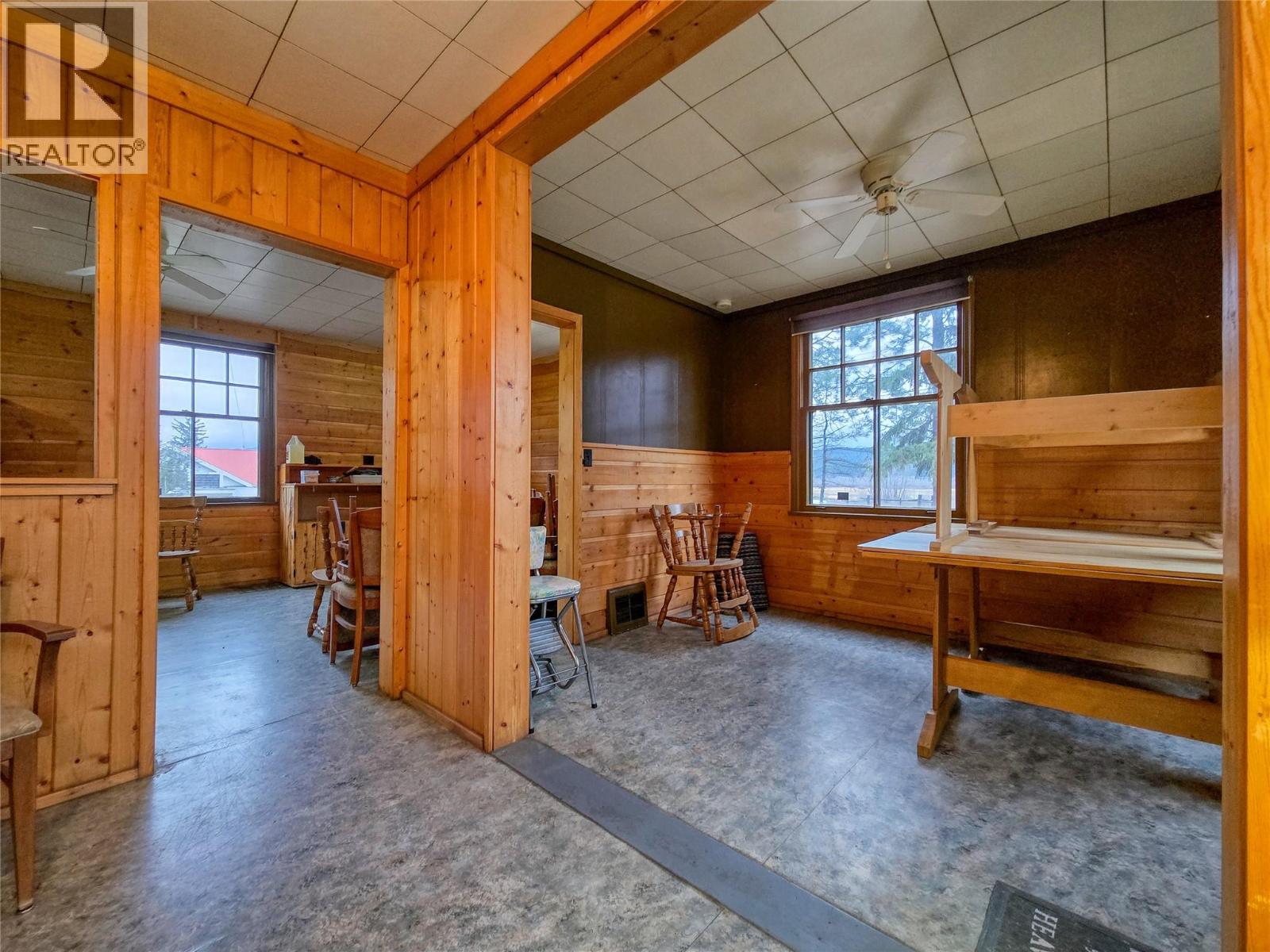 970 95 Highway, Spillimacheen, British Columbia  V0A 1P0 - Photo 19 - 10400750