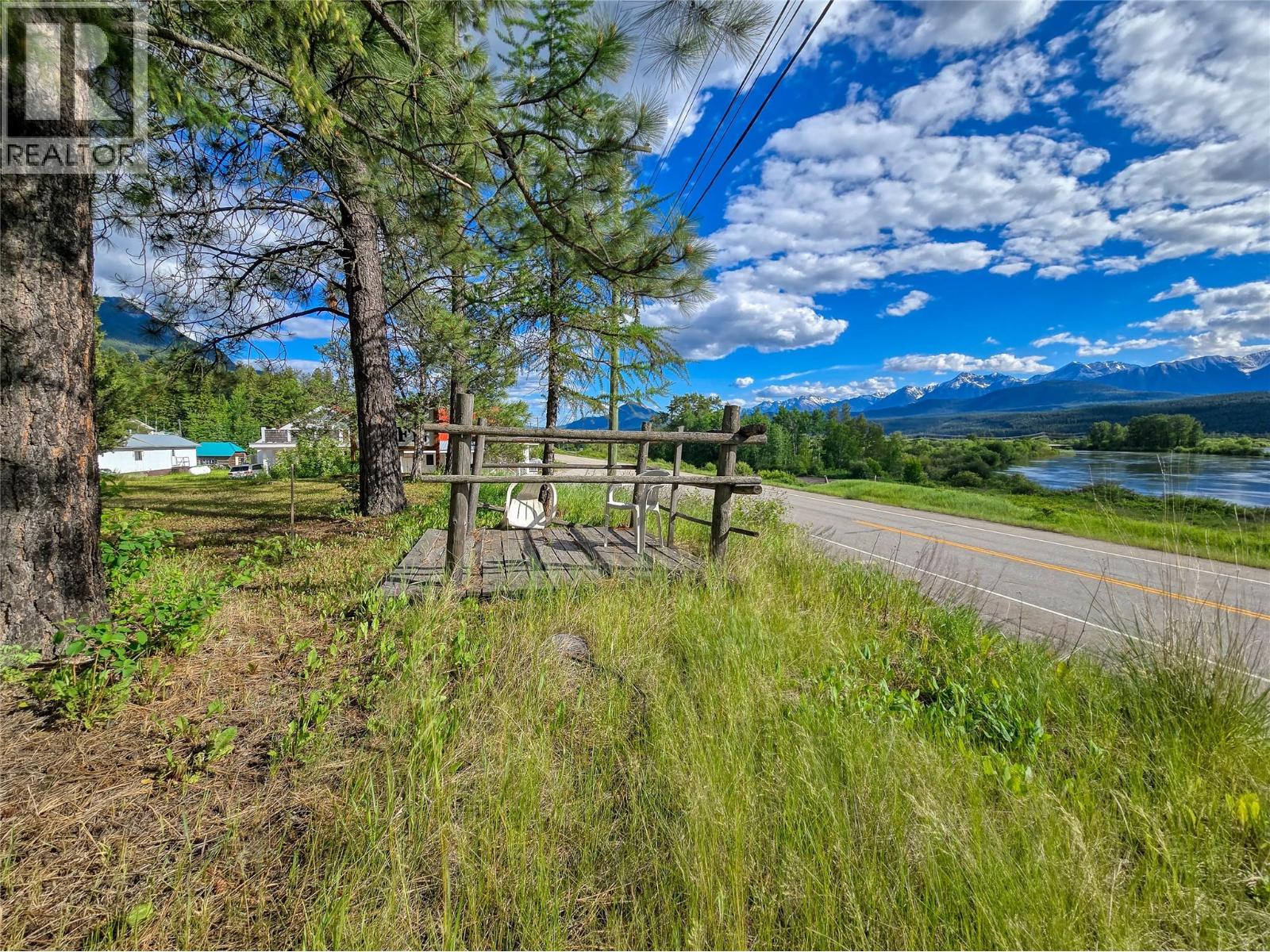970 95 Highway, Spillimacheen, British Columbia  V0A 1P0 - Photo 33 - 10400750
