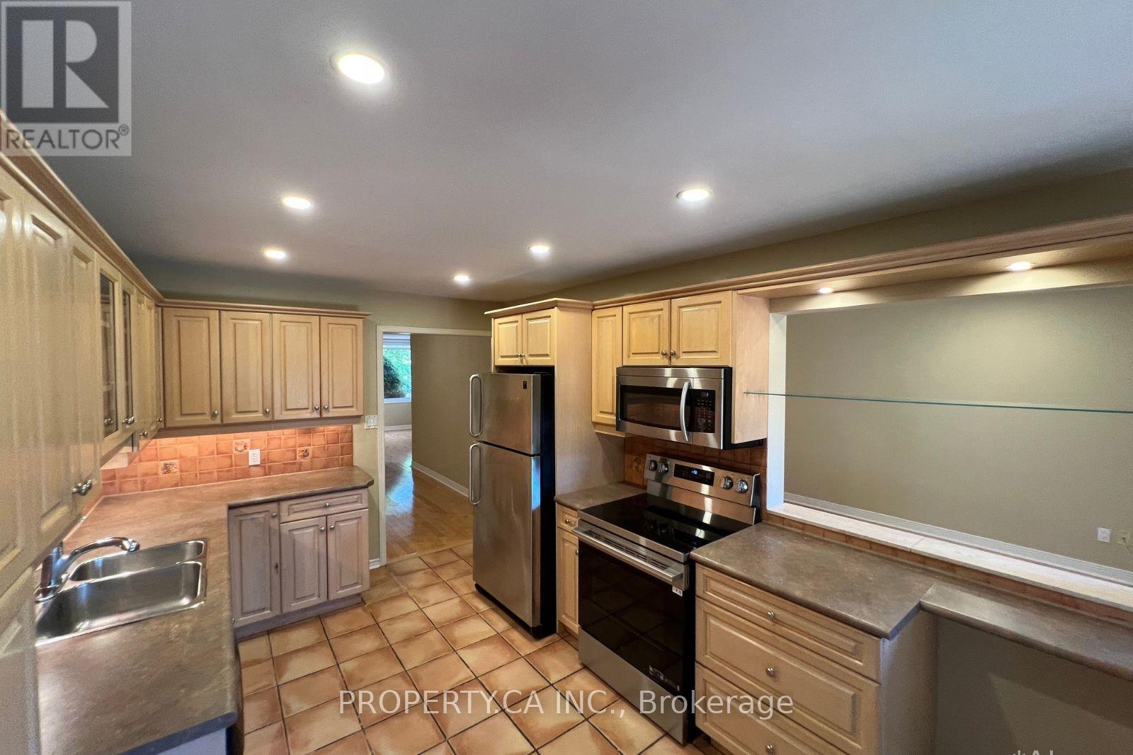 32 Brownstone Circle, Vaughan, Ontario L4J 7P4 - Photo 25 - N13769844