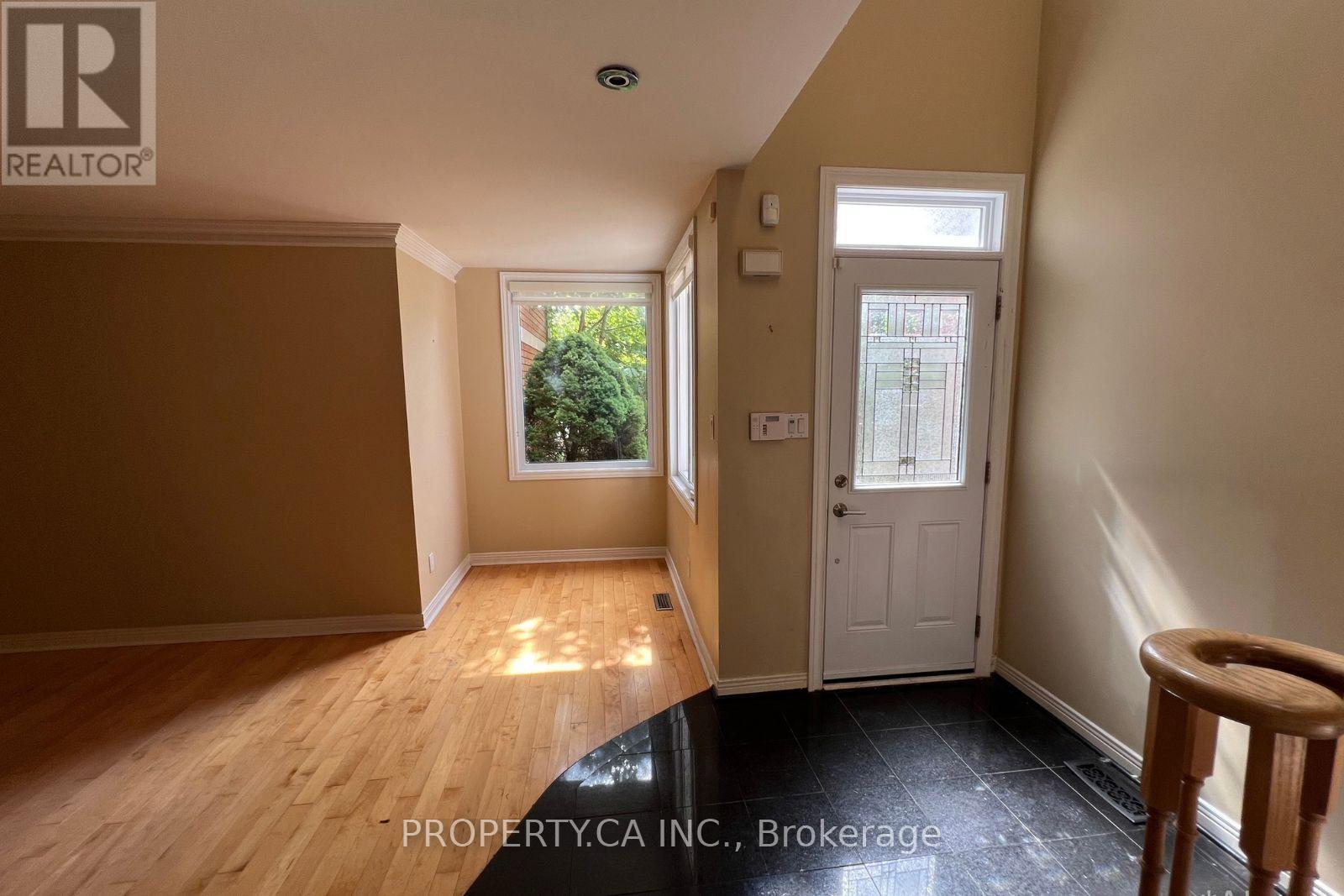 32 Brownstone Circle, Vaughan, Ontario L4J 7P4 - Photo 35 - N13769844