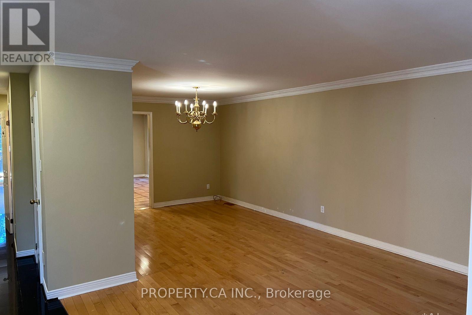32 Brownstone Circle, Vaughan, Ontario L4J 7P4 - Photo 5 - N13769844