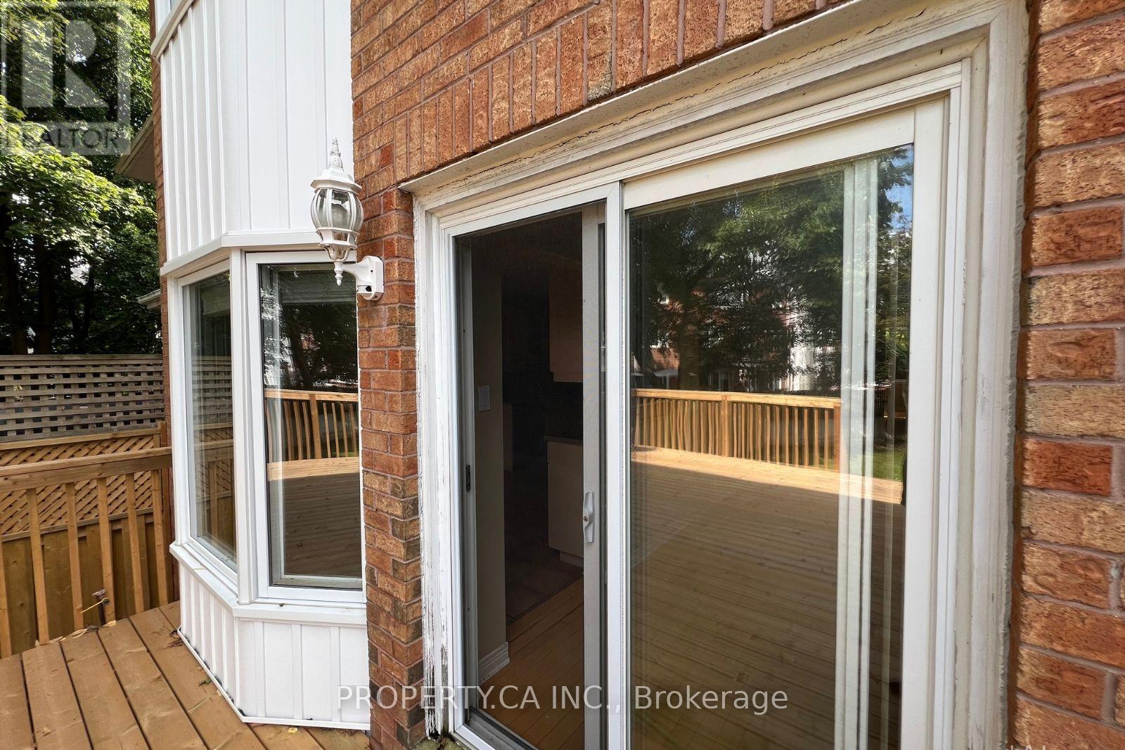 32 Brownstone Circle, Vaughan, Ontario L4J 7P4 - Photo 23 - N13769844