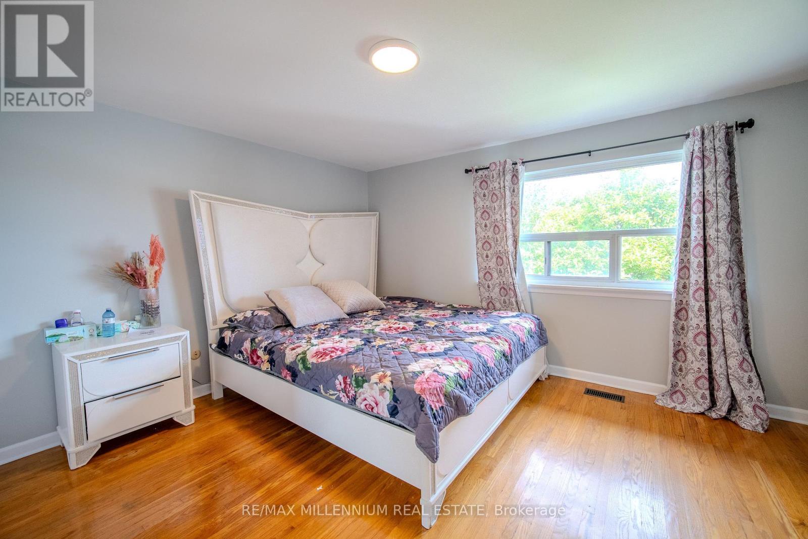 61 Centre Street S, Brampton, Ontario  L6W 2X7 - Photo 26 - W13802540