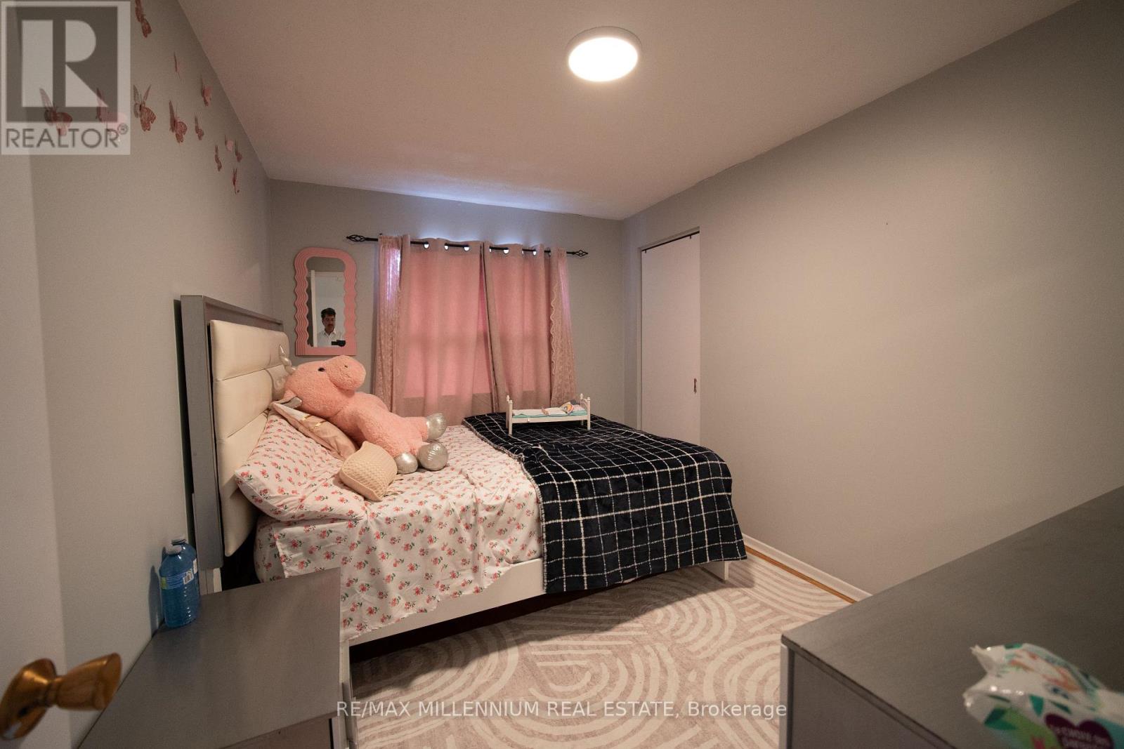 61 Centre Street S, Brampton, Ontario  L6W 2X7 - Photo 25 - W13802540