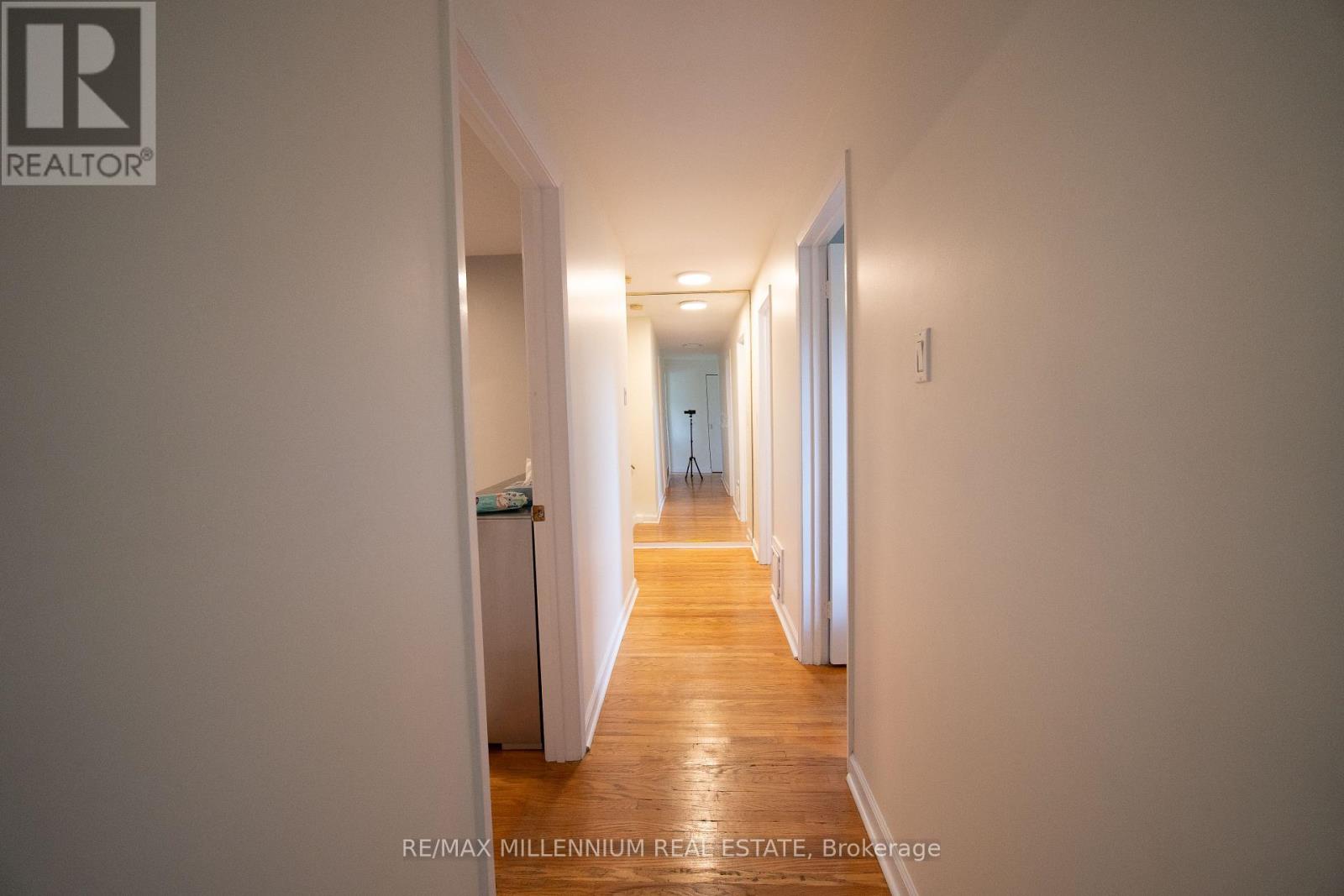 61 Centre Street S, Brampton, Ontario  L6W 2X7 - Photo 28 - W13802540