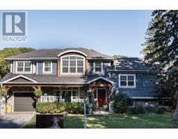 381 WOODWORTH COURT, Hamilton, Ontario