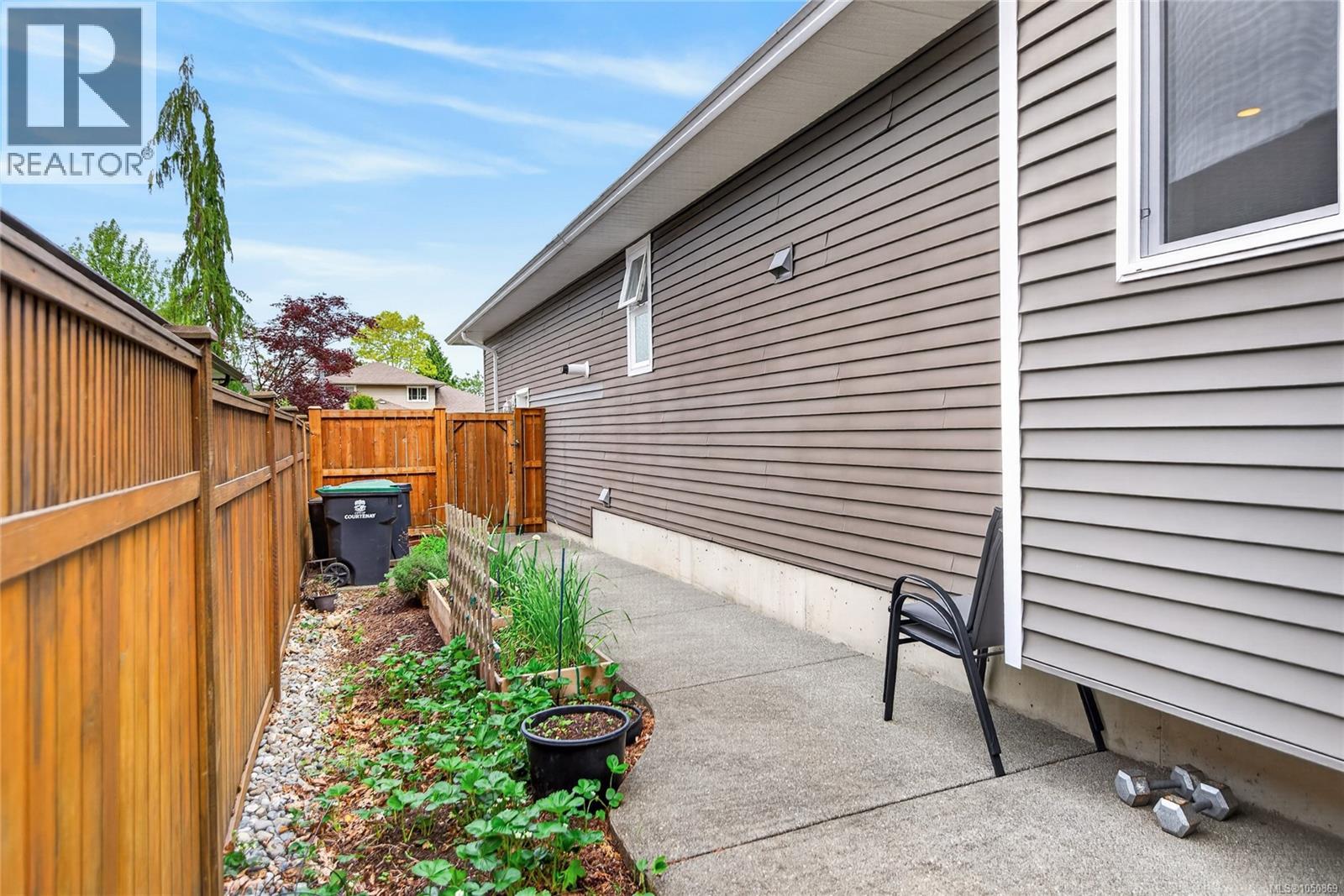 2557 Hebrides Cres, Courtenay, British Columbia  V9N 3Z7 - Photo 25 - 1050869