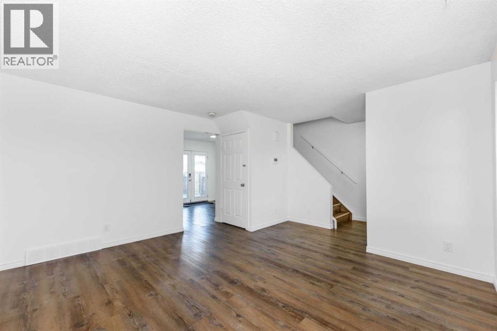 120 Whitefield Drive NE, Calgary, Alberta  T1Y 5X2 - Photo 6 - A2346637