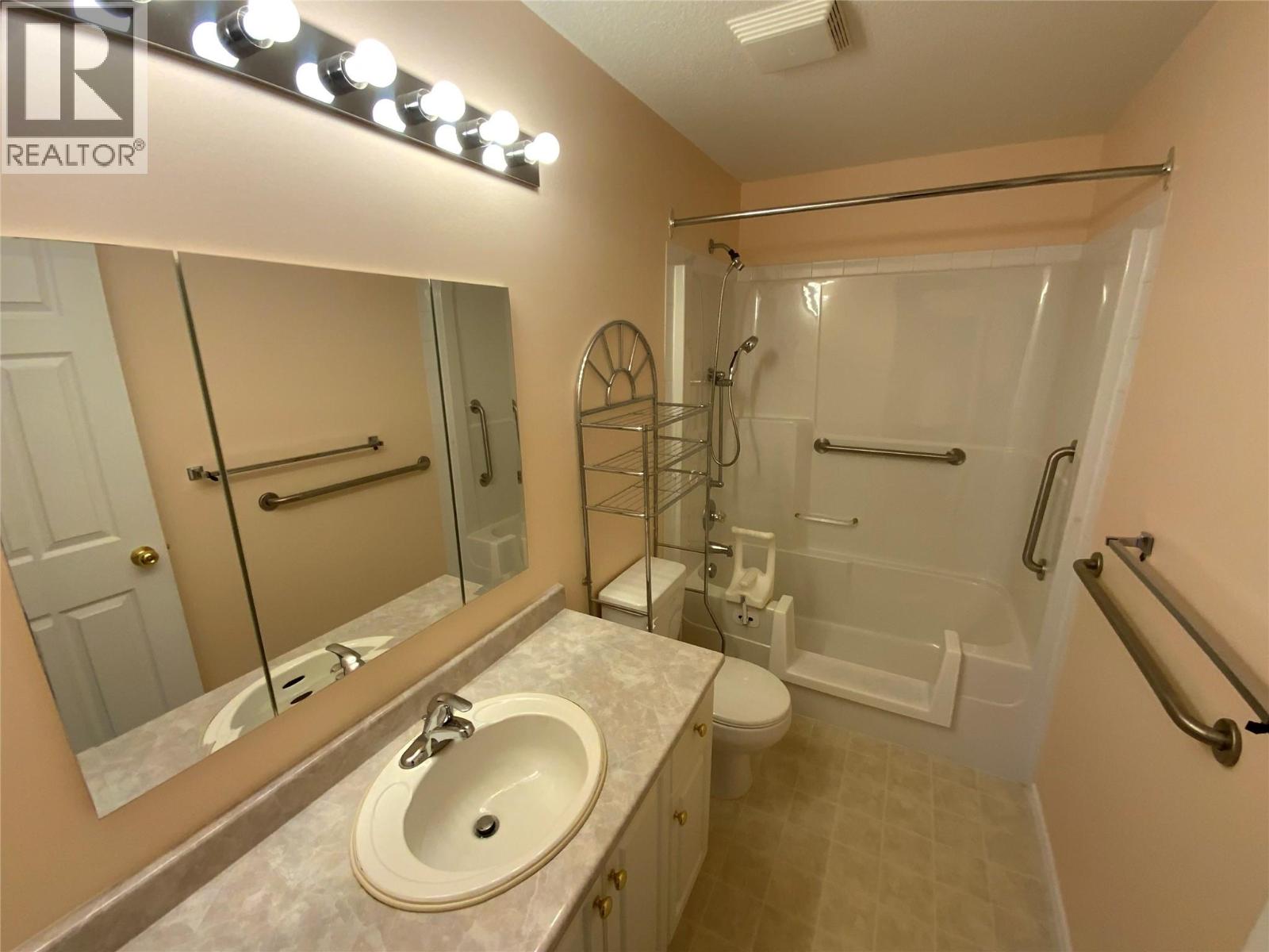 2265 Atkinson Street Unit# 607, Penticton, British Columbia  V2A 8R7 - Photo 7 - 10401985