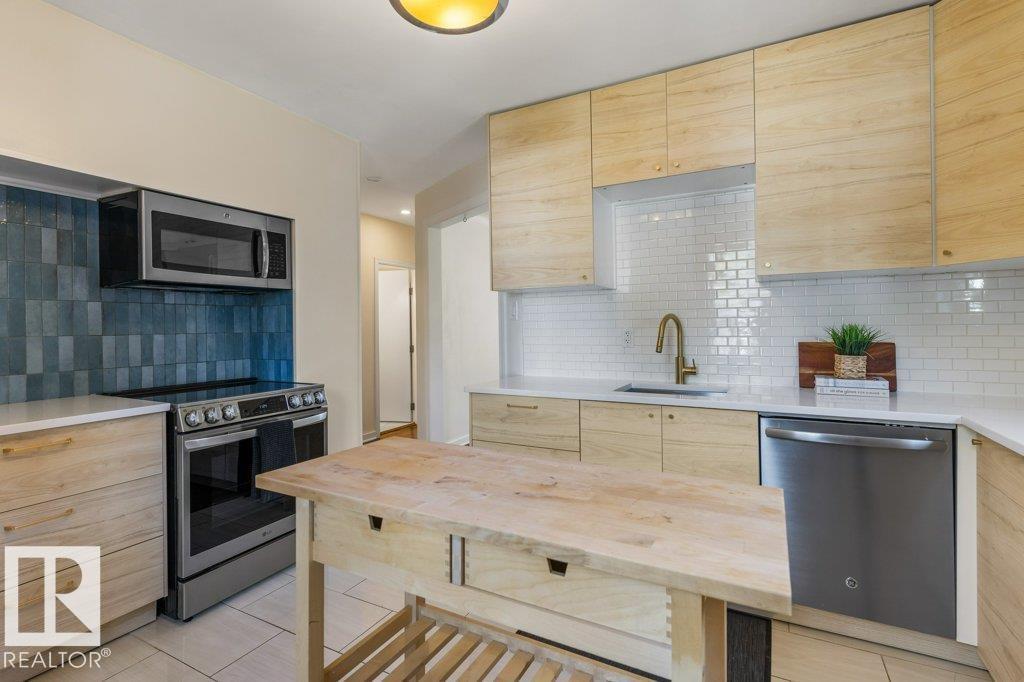 10706 75 Av Nw, Edmonton, Alberta  T6E 1J9 - Photo 16 - E4510514