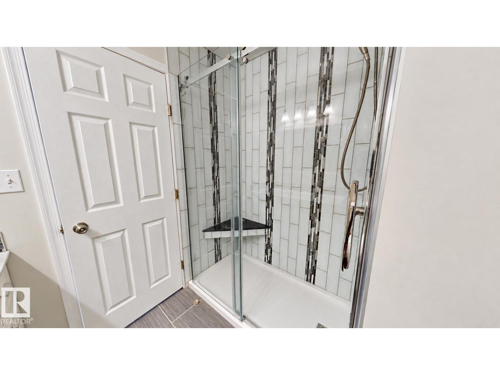 8204 14 Av Nw, Edmonton, Alberta  T6K 1X4 - Photo 13 - E4510515
