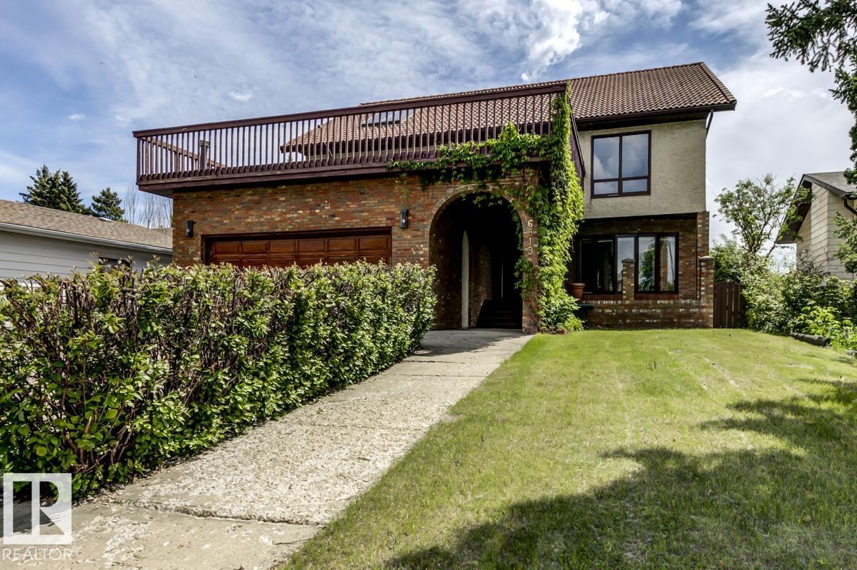 6819 10 Av Nw, Edmonton, Alberta  T6K 2T9 - Photo 2 - E4510516