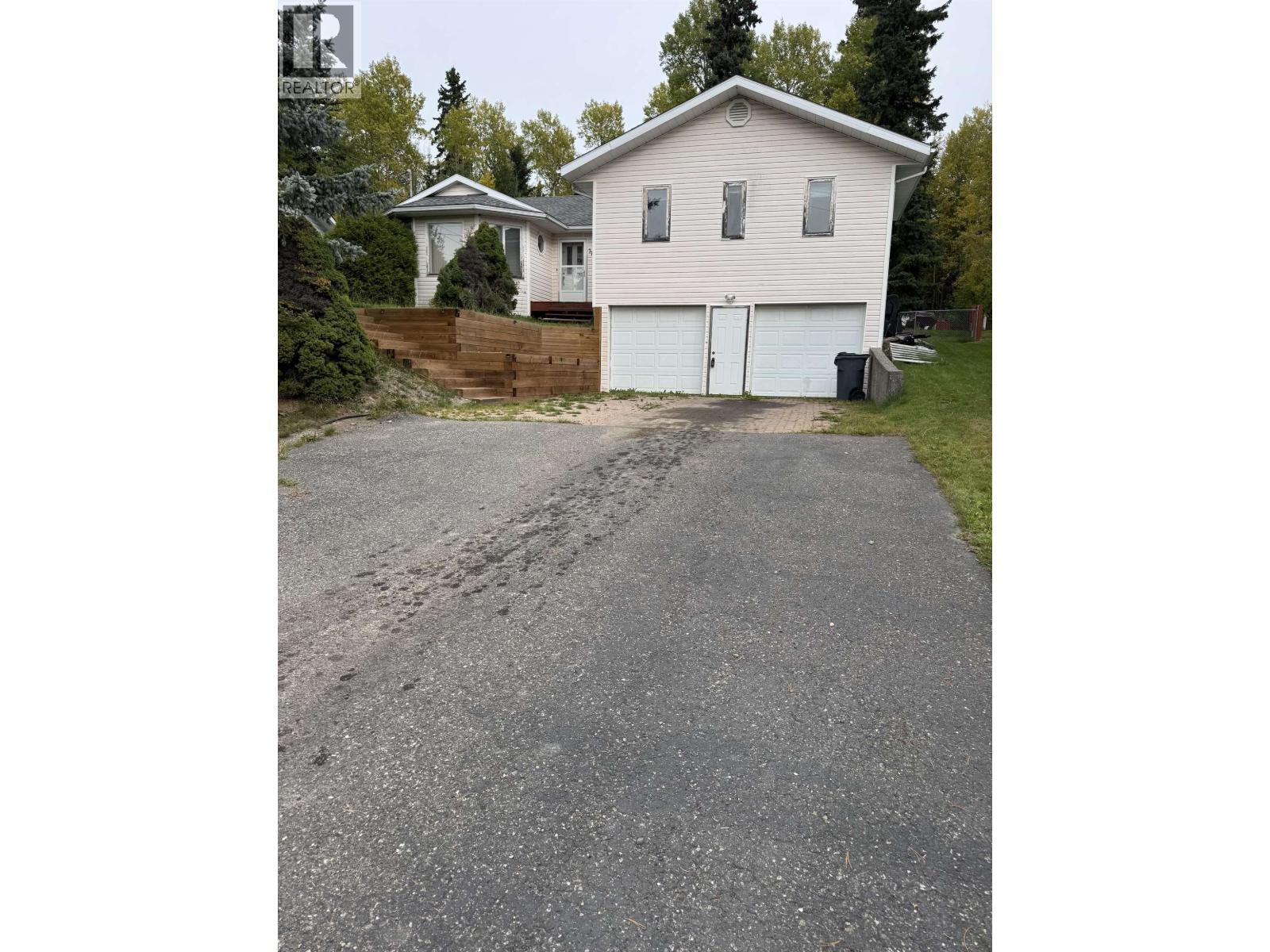7788 THOMPSON DRIVE, Prince George, British Columbia
