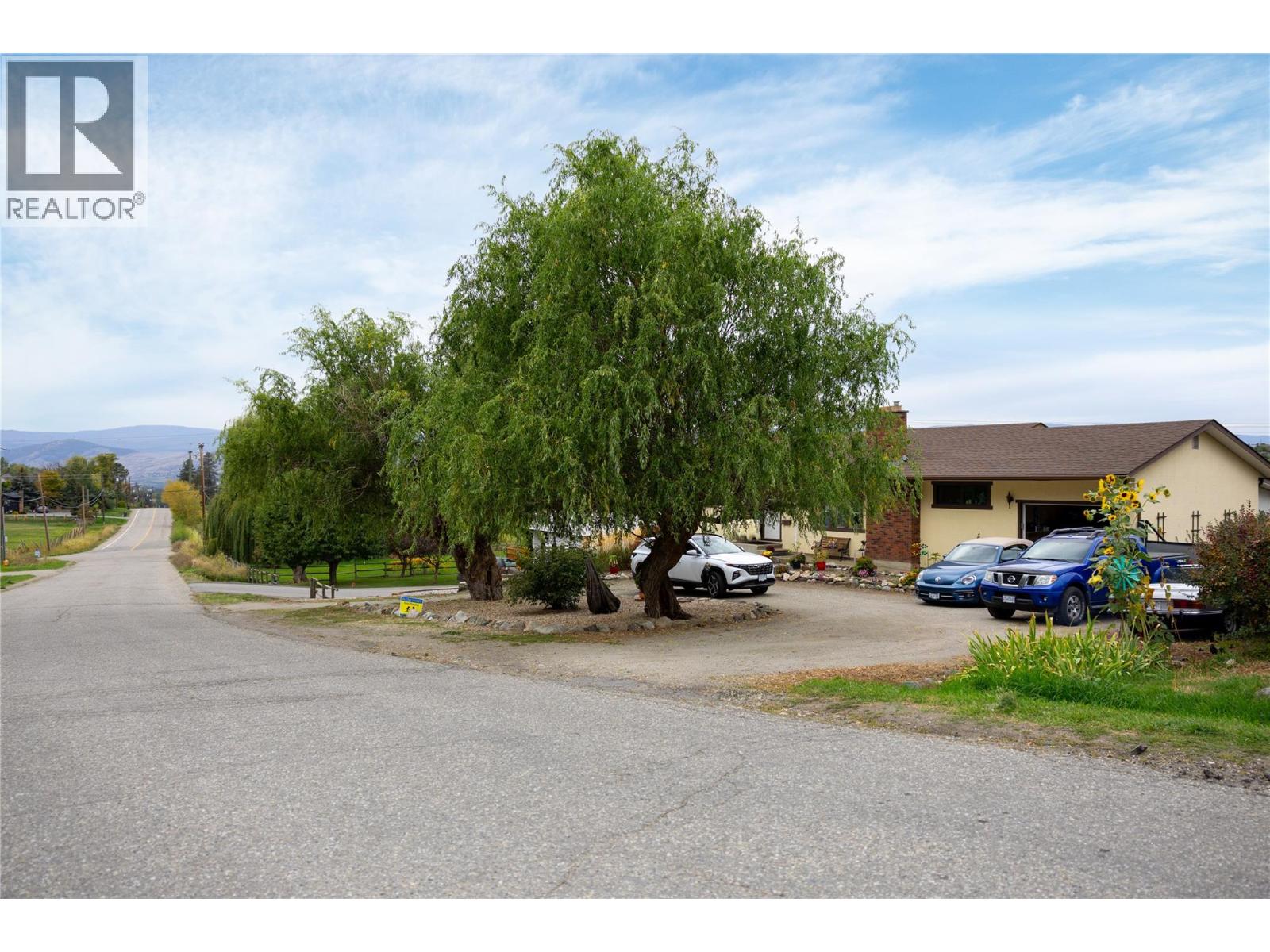 537 Robin Road, Vernon, British Columbia