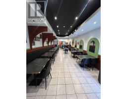 825 RUNNYMEDE ROAD, Toronto, Ontario