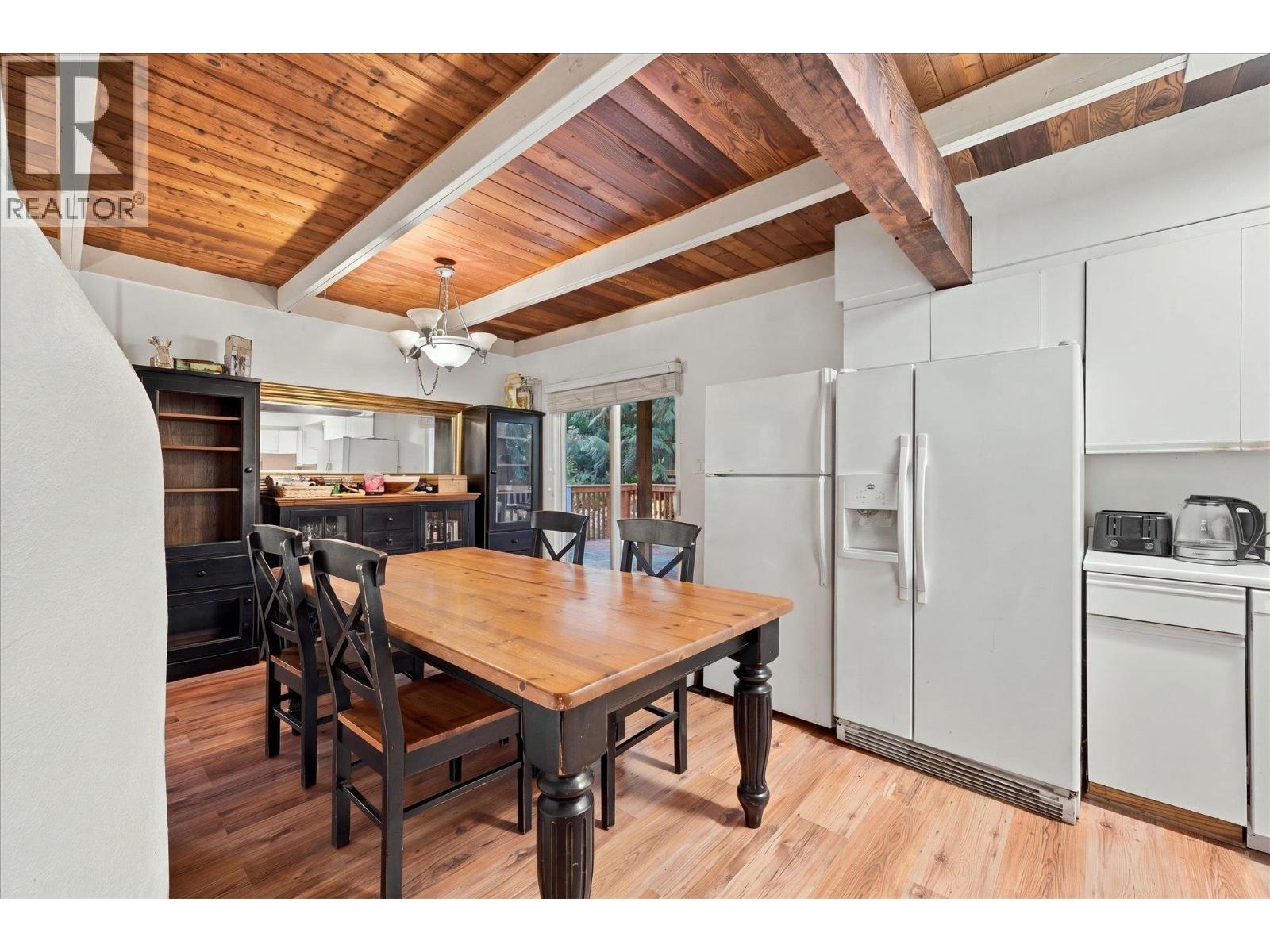 6533 Balsam Way, Whistler, British Columbia  V8E 0C5 - Photo 12 - R3169752