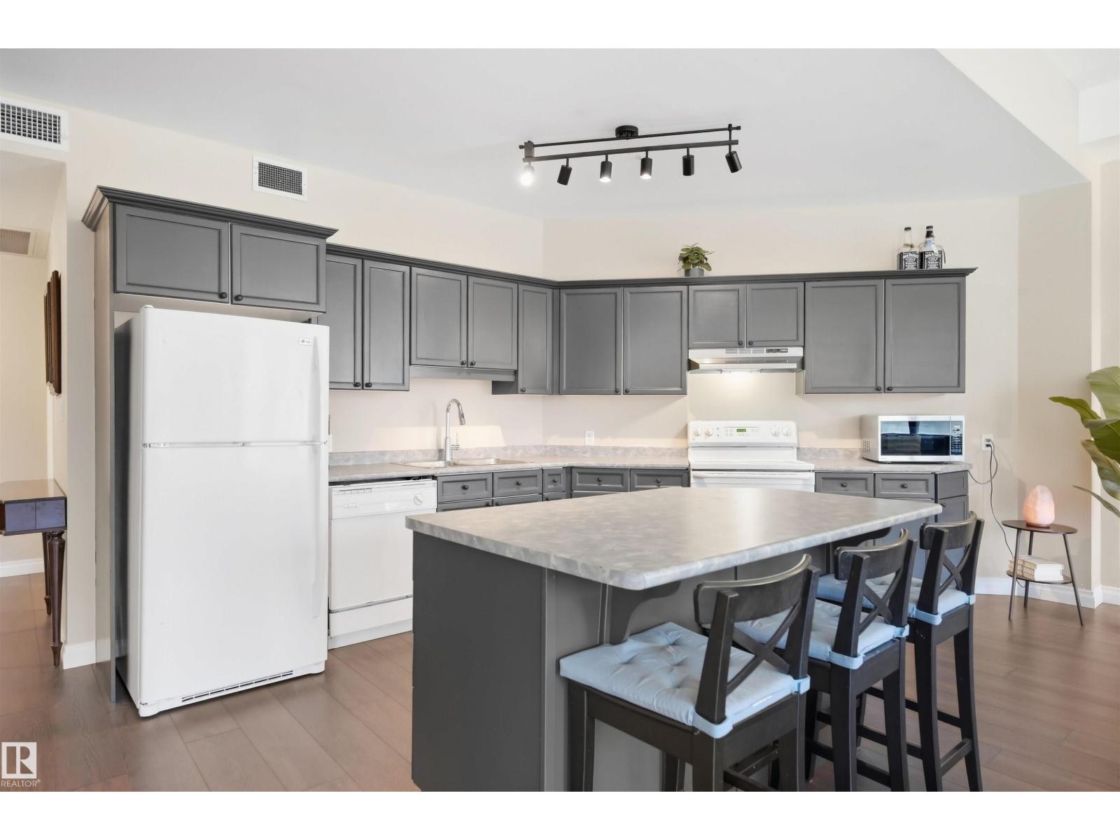 #302 10106 105 St Nw, Edmonton, Alberta  T5J 5E7 - Photo 5 - E4510518