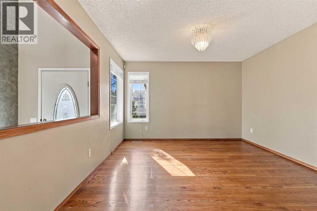 25 Arbour Ridge Park Nw, Calgary, Alberta  T3G 4C4 - Photo 10 - A2348123