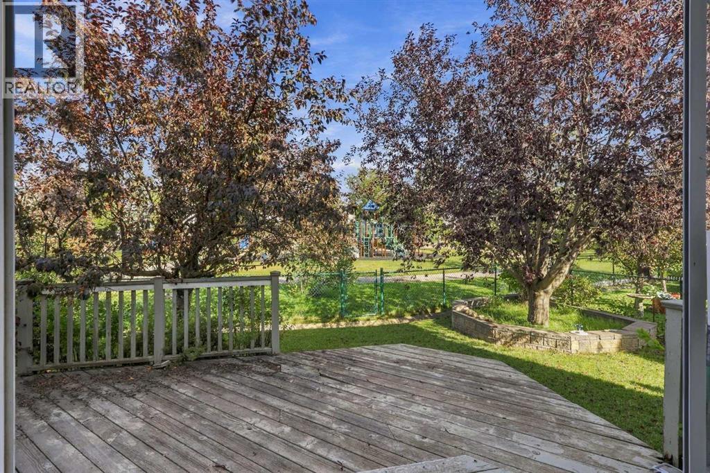25 Arbour Ridge Park Nw, Calgary, Alberta  T3G 4C4 - Photo 41 - A2348123