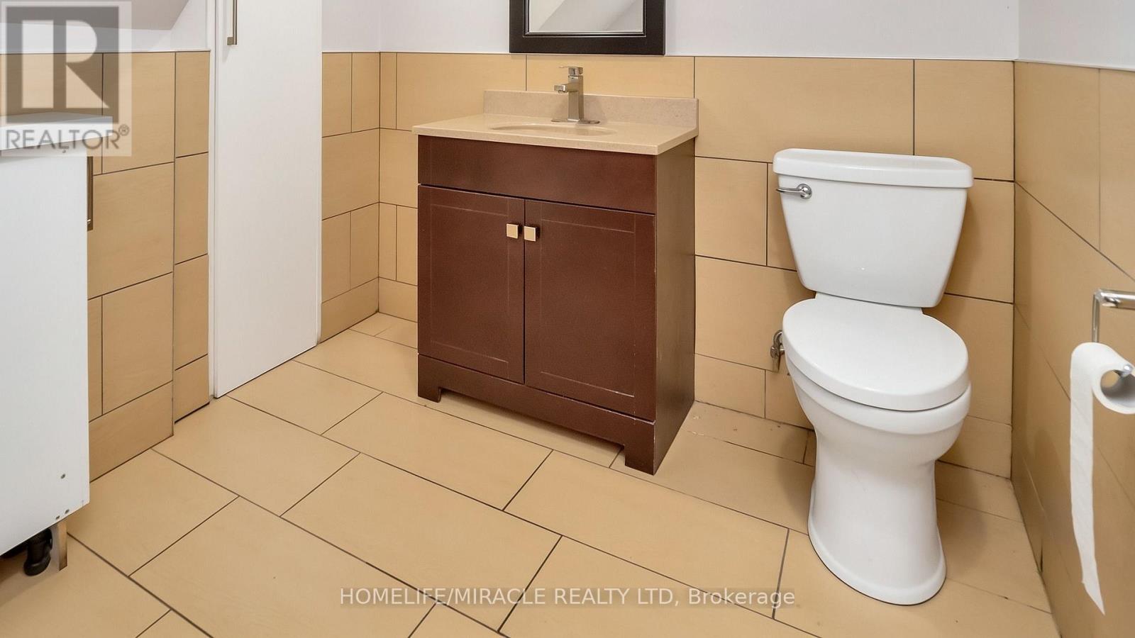 259 Lakeshore Road E, Mississauga, Ontario  L5G 1G8 - Photo 31 - W13830914