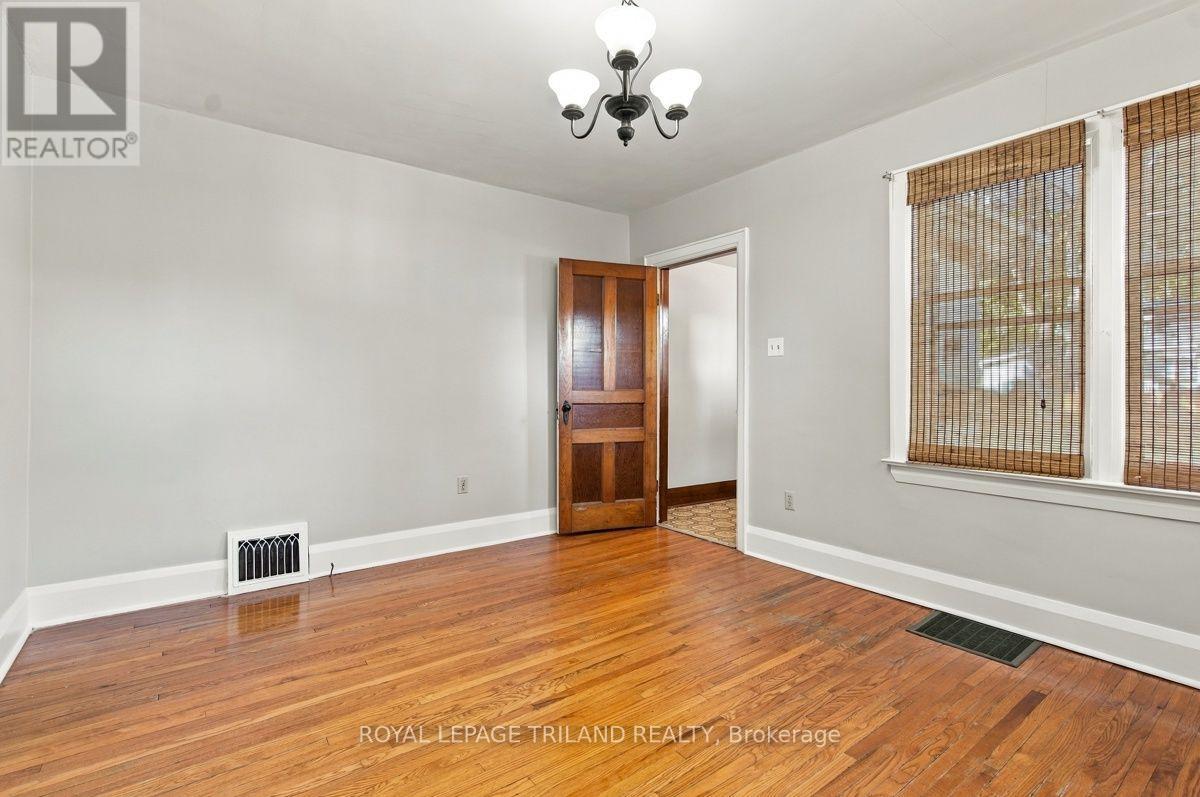 56-58 Frank Street, Tillsonburg, Ontario  N4G 3M1 - Photo 13 - X13830432