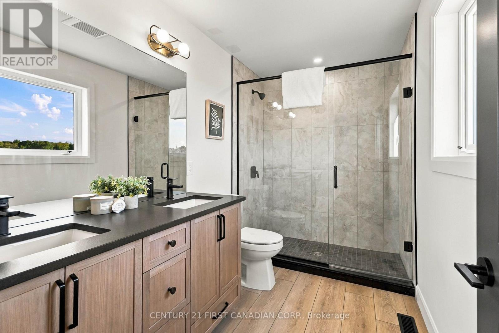 30 Sheldabren Street, North Middlesex (Ailsa Craig), Ontario  N0M 1A0 - Photo 23 - X13831054