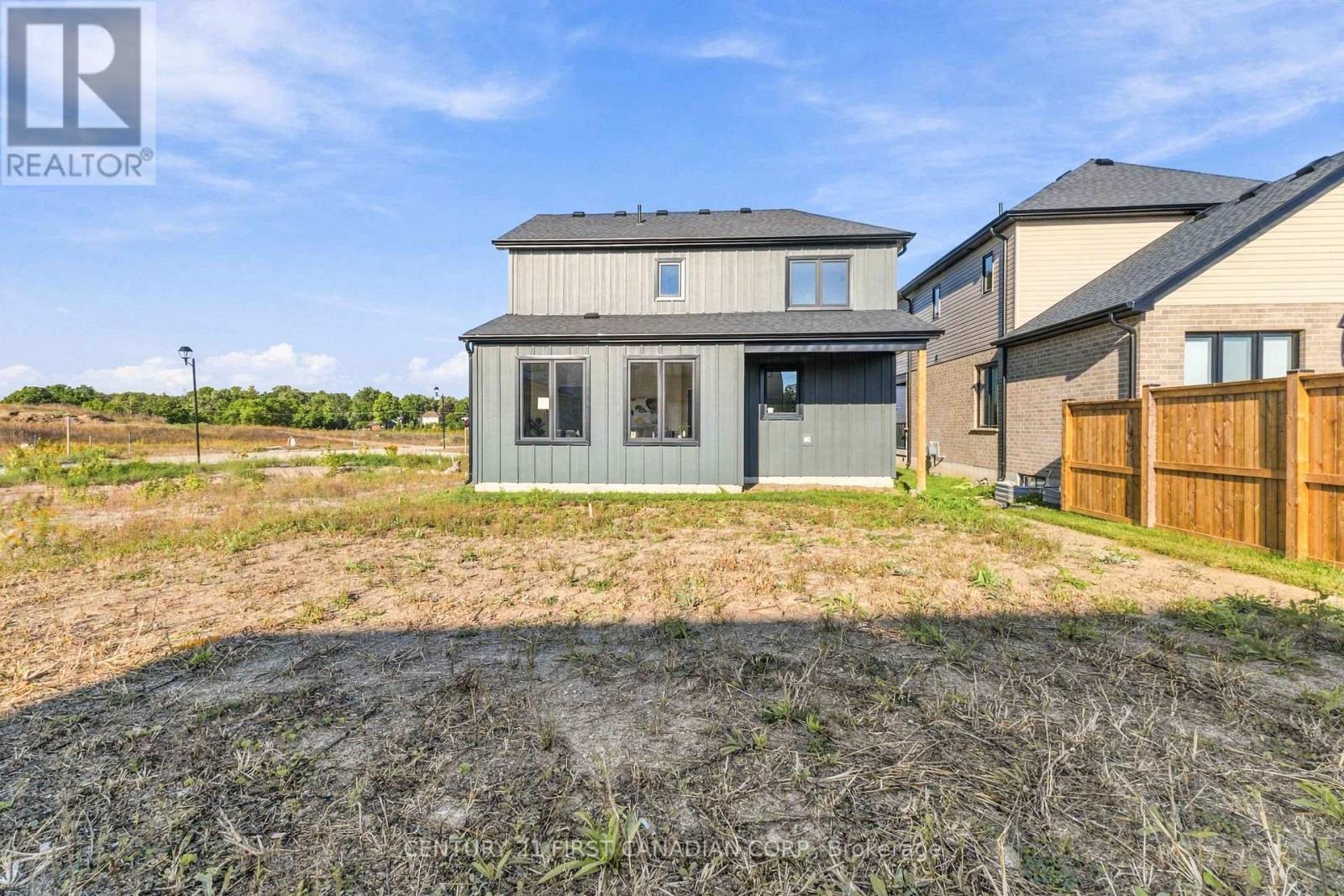 30 Sheldabren Street, North Middlesex (Ailsa Craig), Ontario  N0M 1A0 - Photo 31 - X13831054