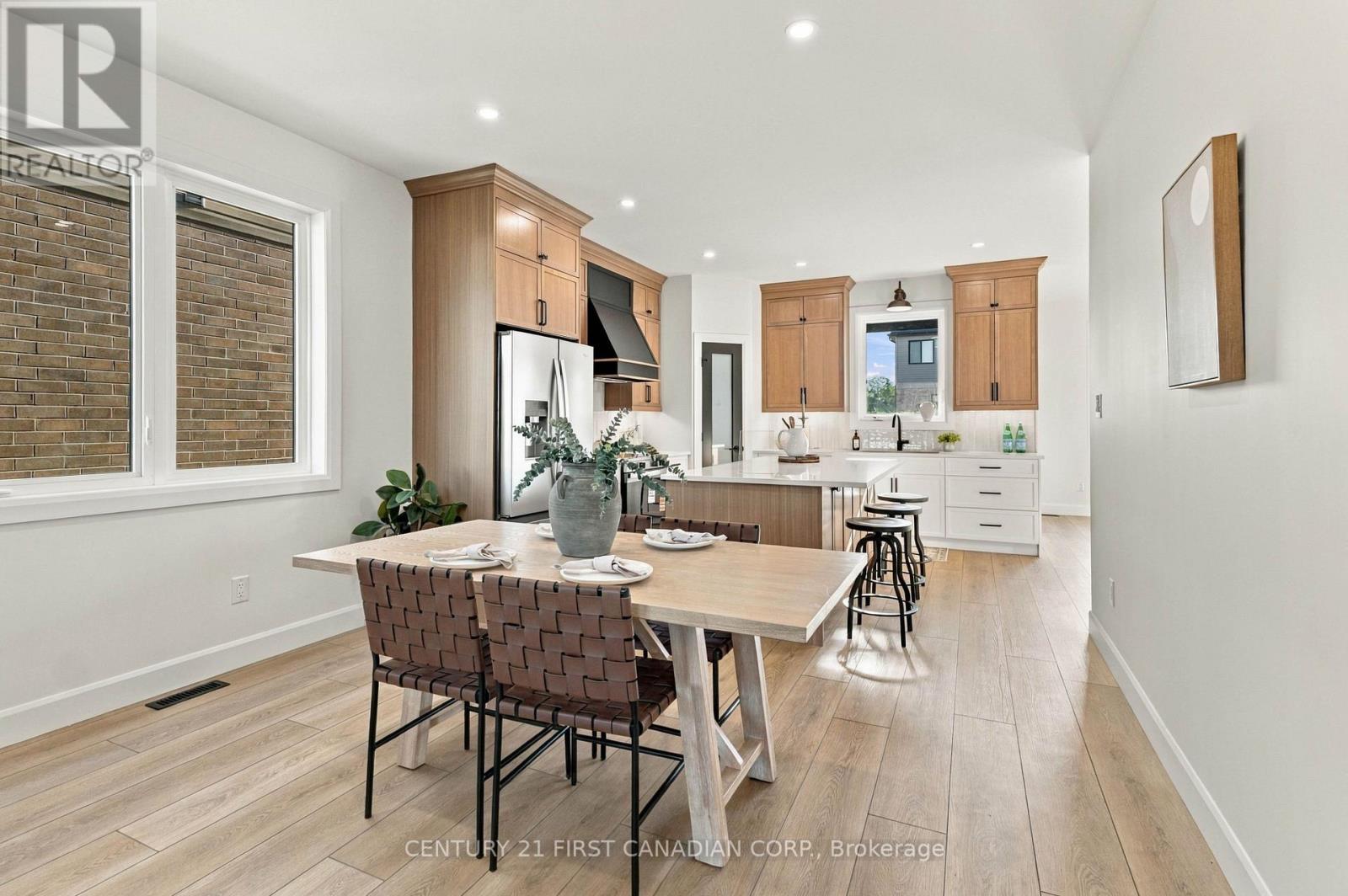 30 Sheldabren Street, North Middlesex (Ailsa Craig), Ontario  N0M 1A0 - Photo 5 - X13831054