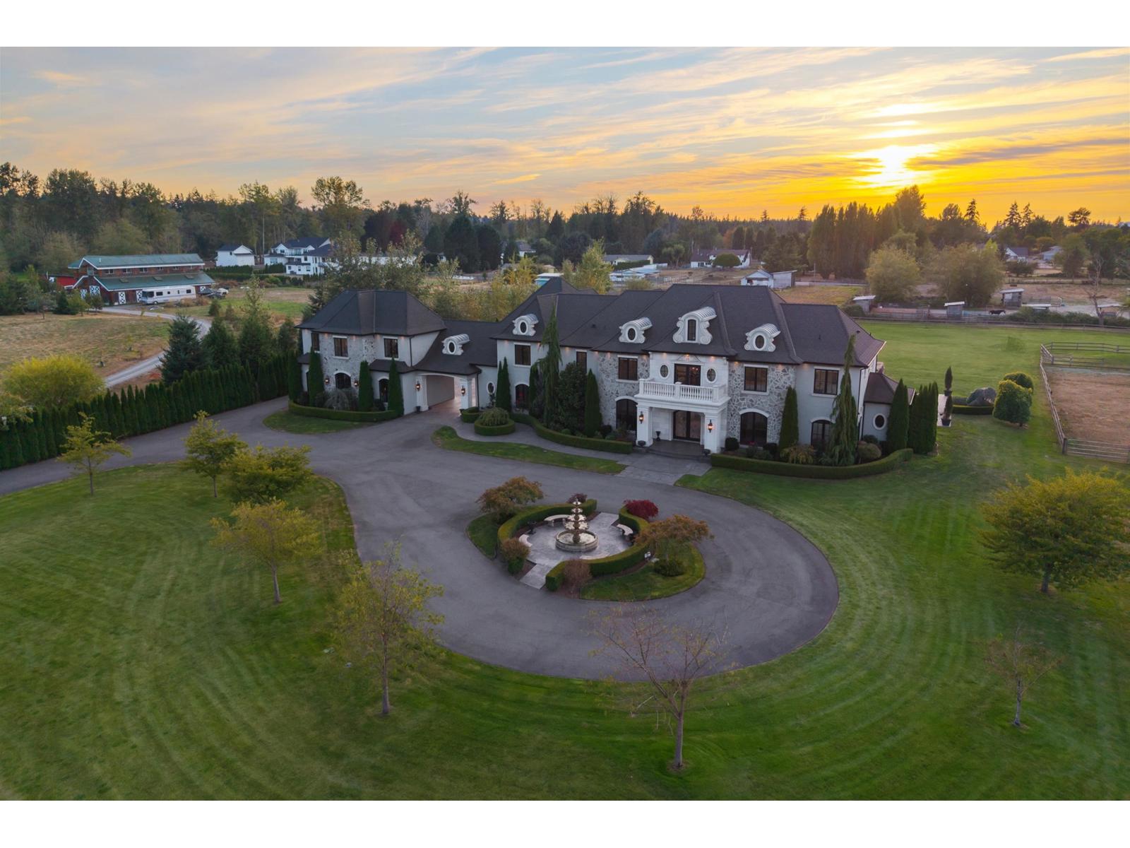 687 204TH STREET, Langley, British Columbia