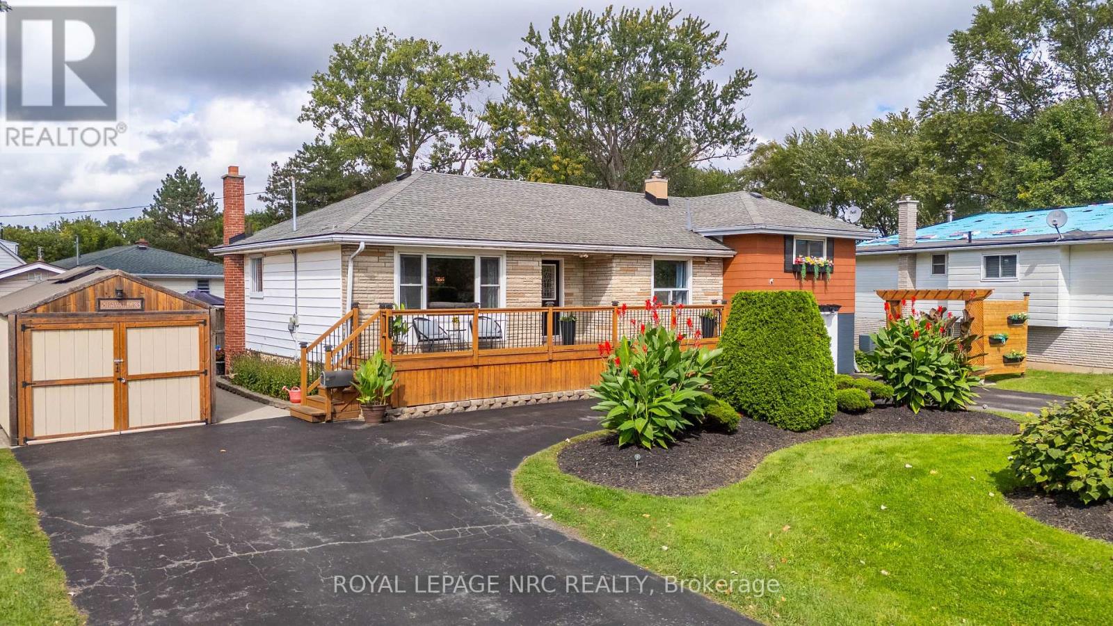 8031 Watson Street, Niagara Falls, Ontario  L2H 1E4 - Photo 3 - X13831024
