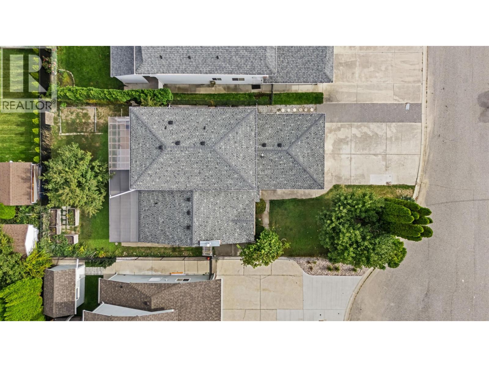 632 Southwind Drive, Kelowna, British Columbia  V1W 3G1 - Photo 32 - 10401449
