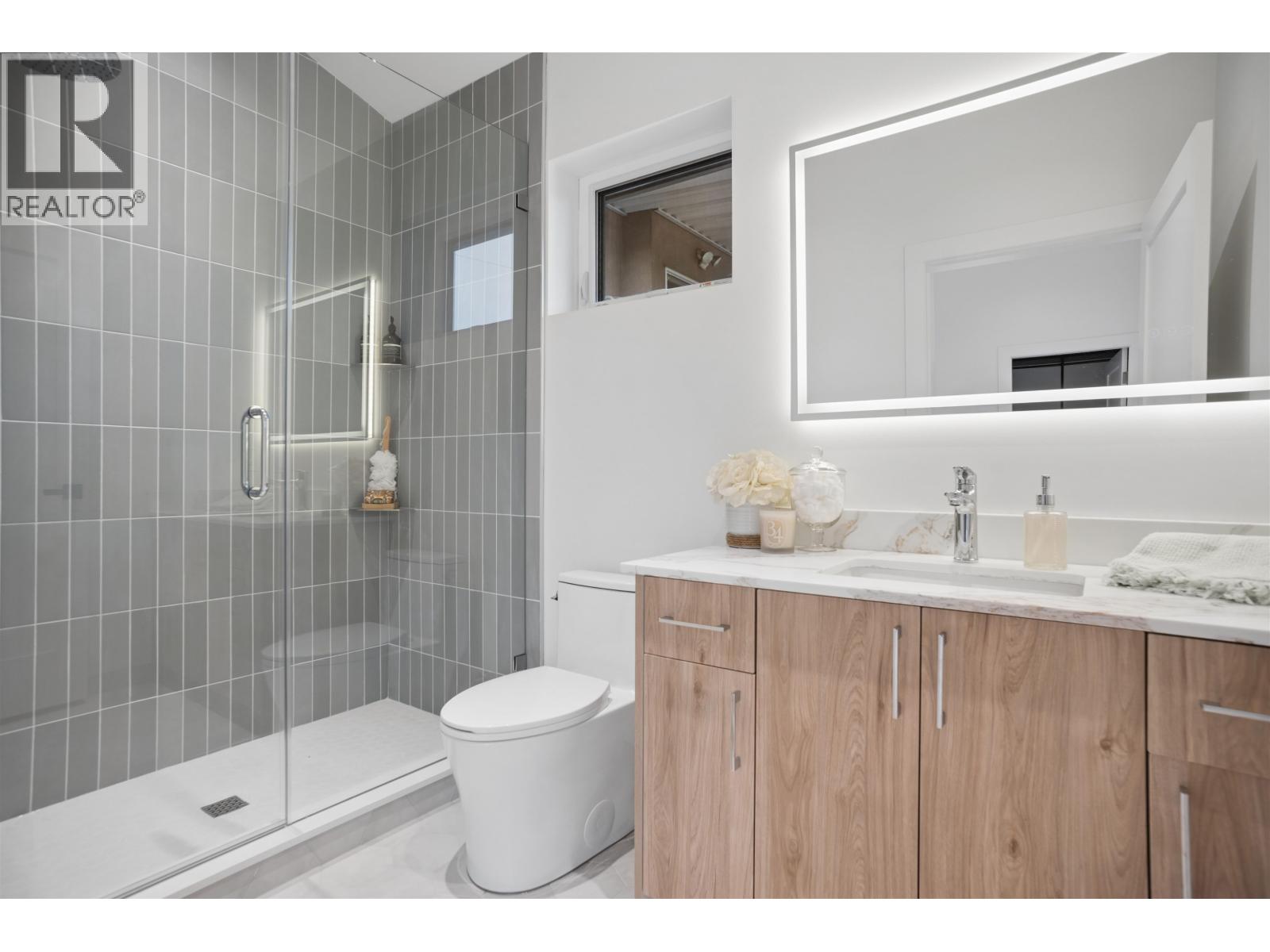 2 2339 Parker Street, Vancouver, British Columbia  V5L 2M2 - Photo 24 - R3169083