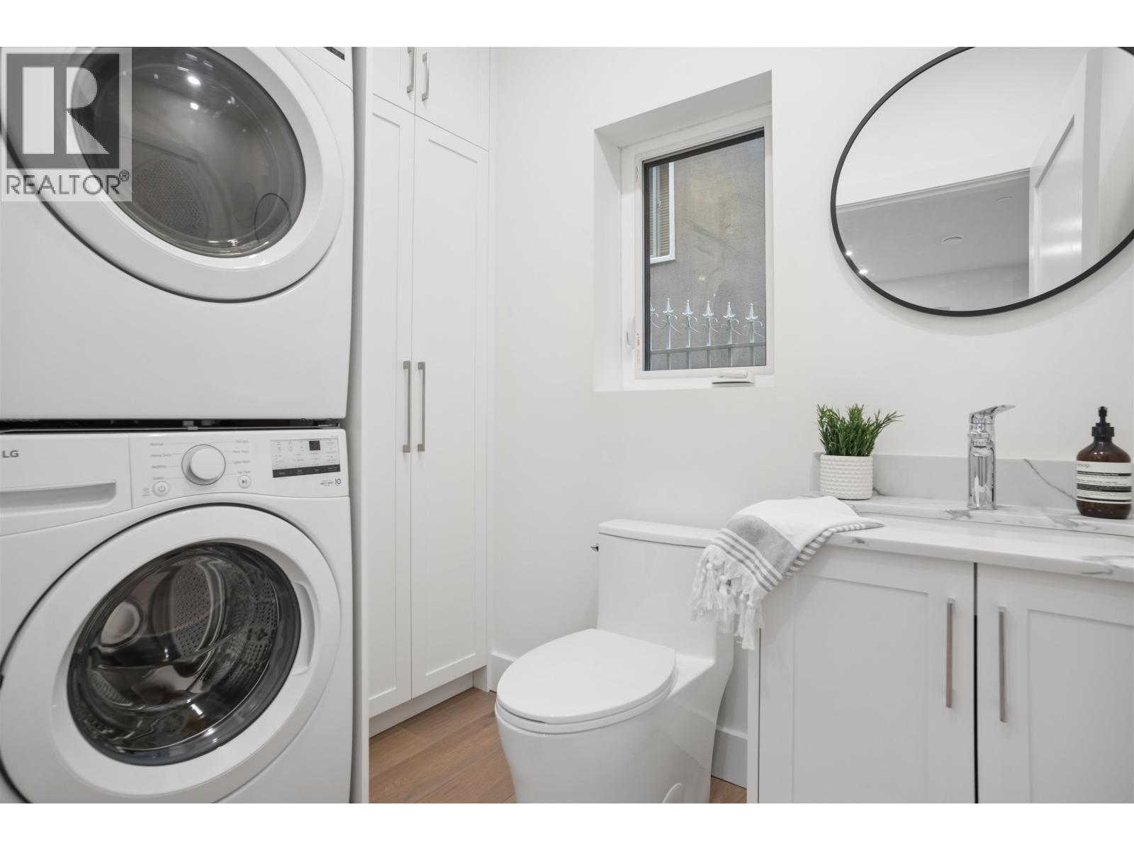 2 2339 Parker Street, Vancouver, British Columbia  V5L 2M2 - Photo 13 - R3169083