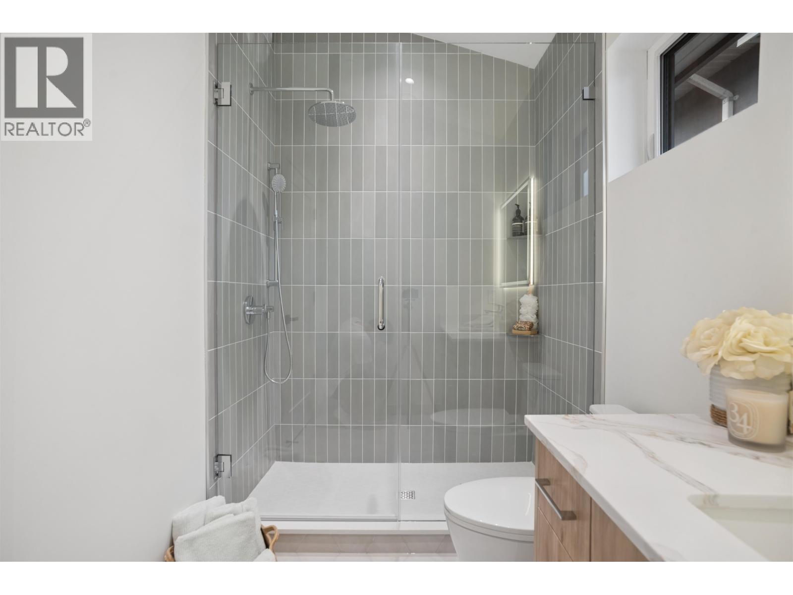2 2339 Parker Street, Vancouver, British Columbia  V5L 2M2 - Photo 25 - R3169083