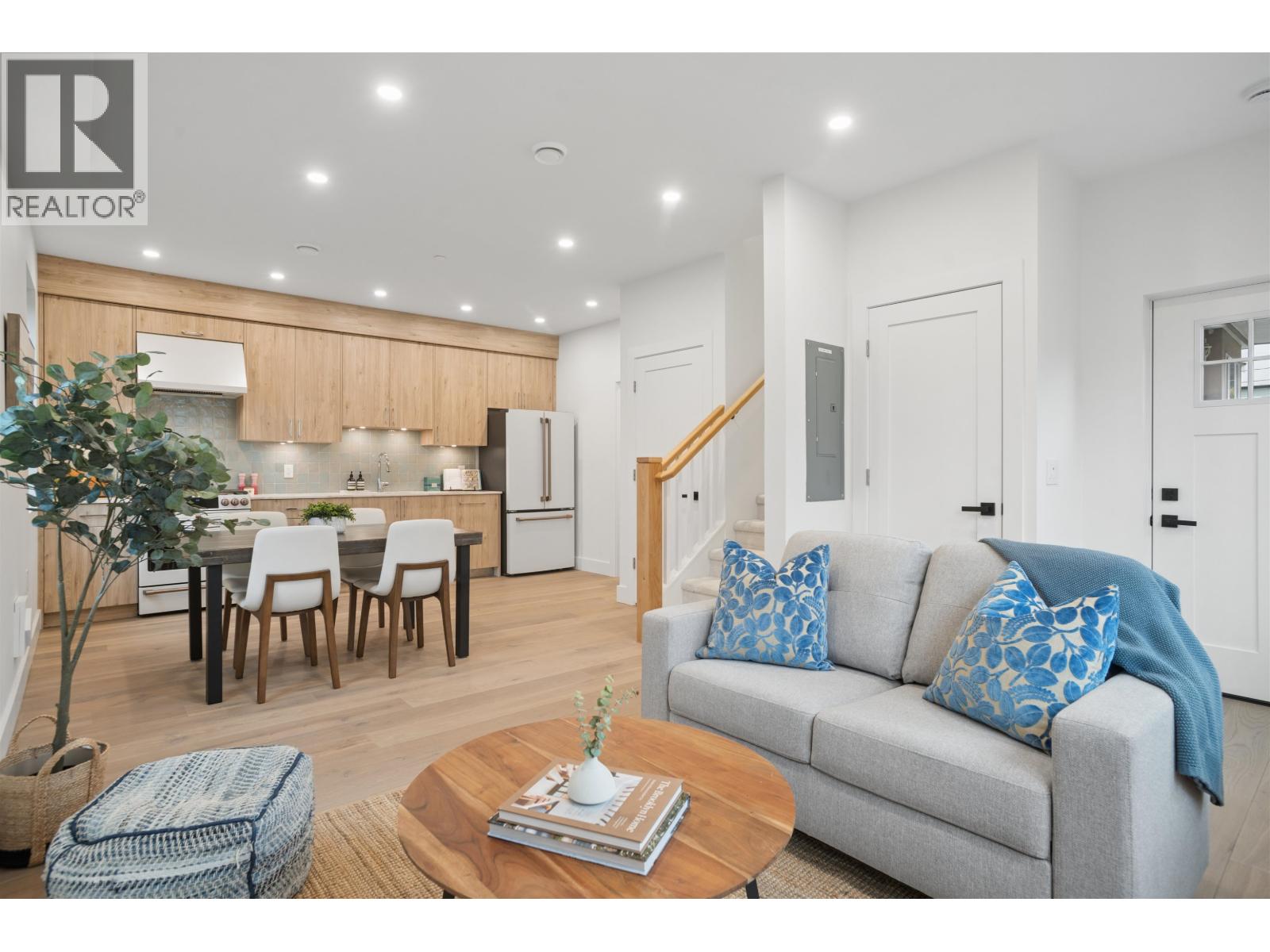 2 2339 Parker Street, Vancouver, British Columbia  V5L 2M2 - Photo 7 - R3169083