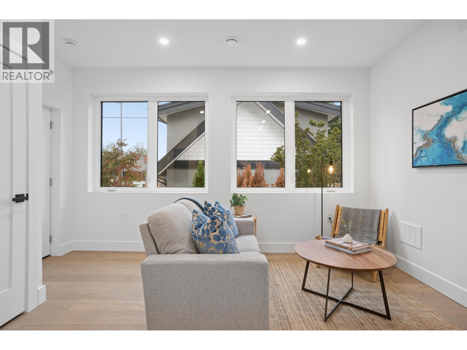 2 2339 Parker Street, Vancouver, British Columbia  V5L 2M2 - Photo 9 - R3169083