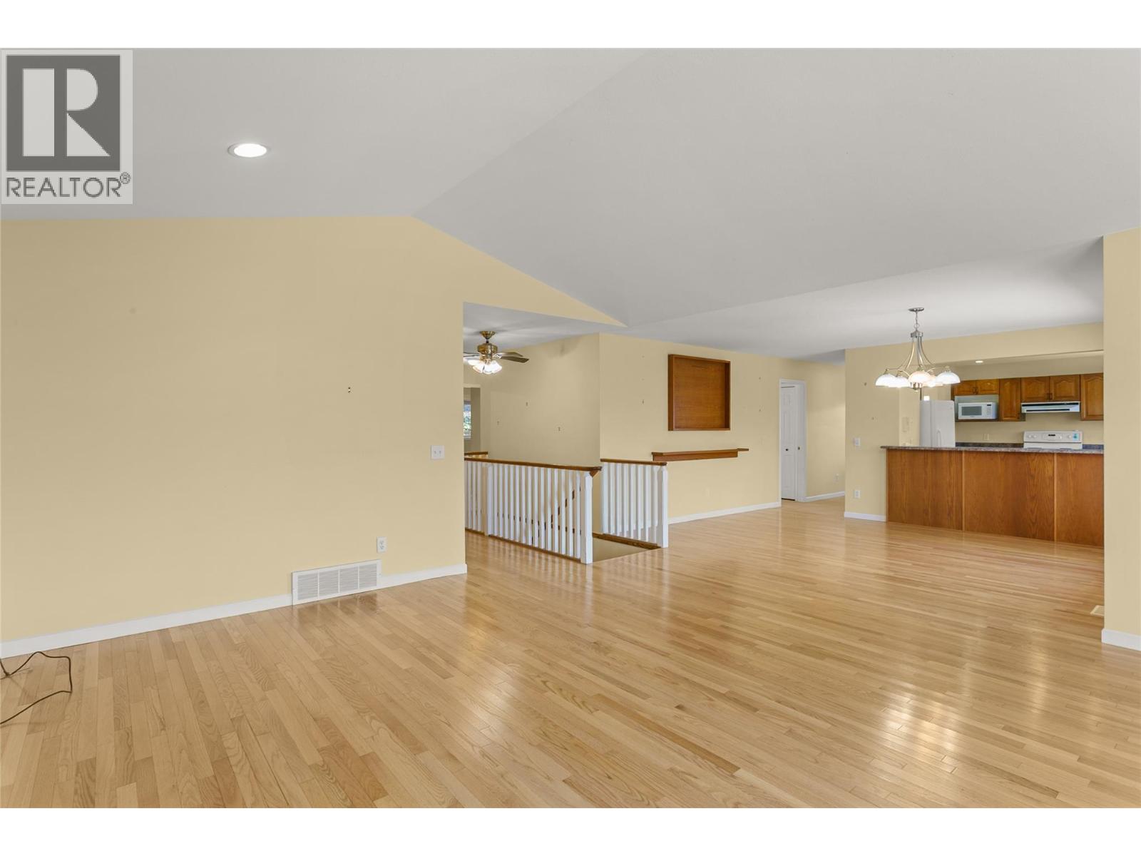 16575 Toby Road, Lake Country, British Columbia  V4V 1C3 - Photo 5 - 10401674