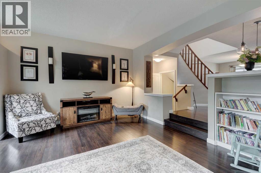 300 New Brighton Landing SE, Calgary, Alberta  T2Z 0S6 - Photo 5 - A2347994