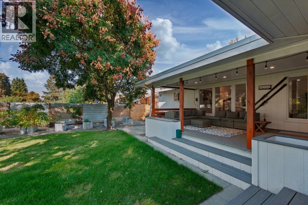 445 Sarsons Road, Kelowna, British Columbia  V1W 1C3 - Photo 25 - 10401981