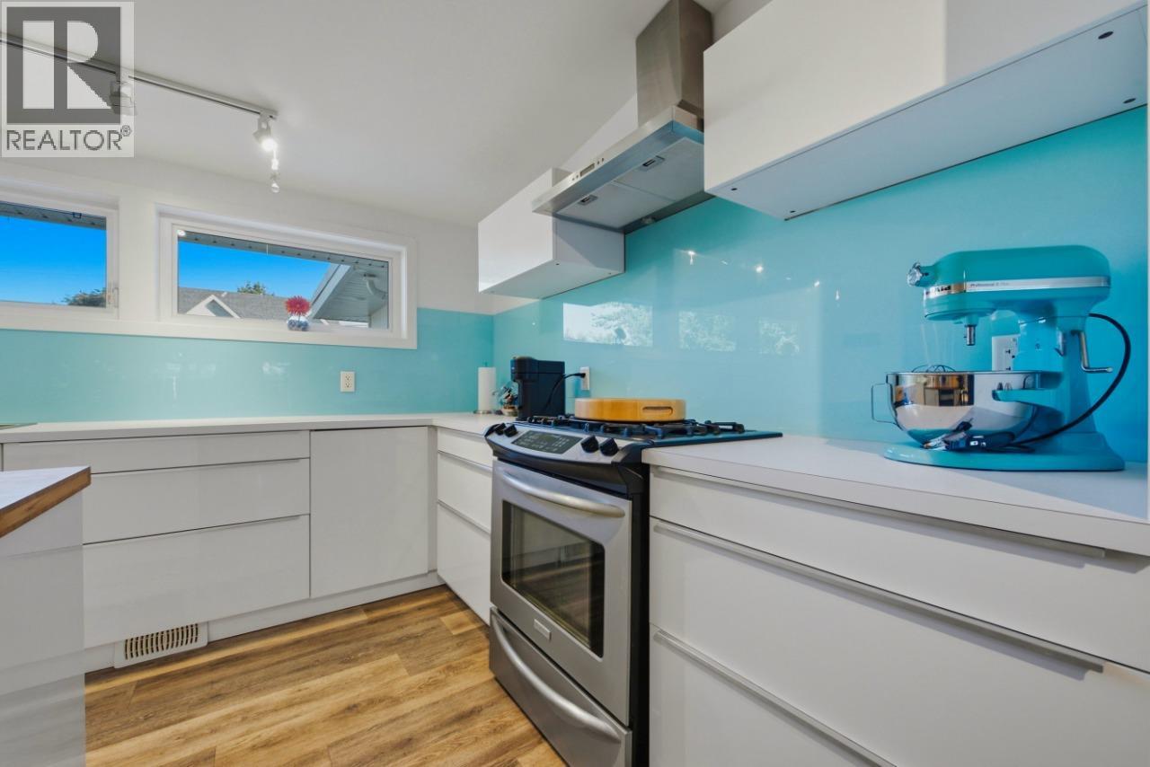 445 Sarsons Road, Kelowna, British Columbia  V1W 1C3 - Photo 37 - 10401981