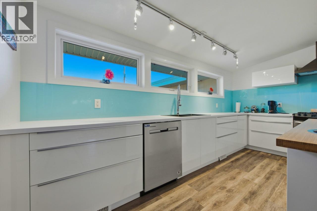 445 Sarsons Road, Kelowna, British Columbia  V1W 1C3 - Photo 39 - 10401981