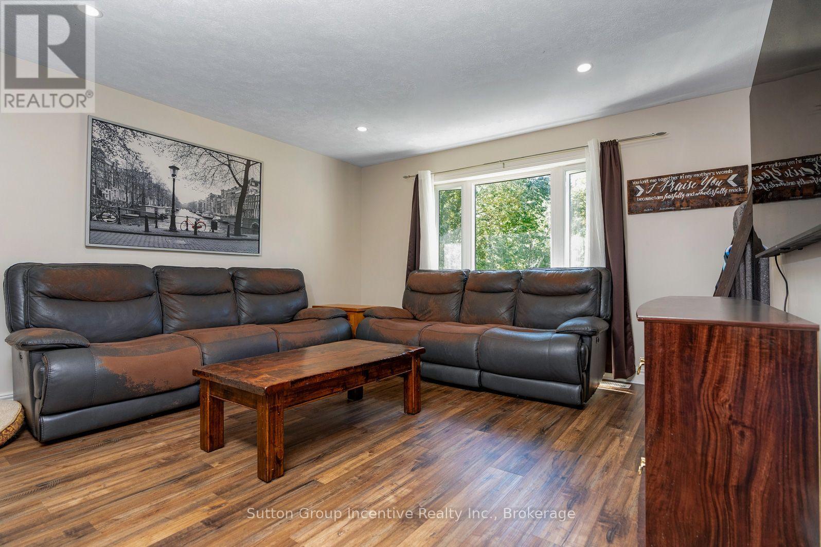 758441 Girl Guide Road, Georgian Bluffs, Ontario  N0H 2K0 - Photo 16 - X13831052