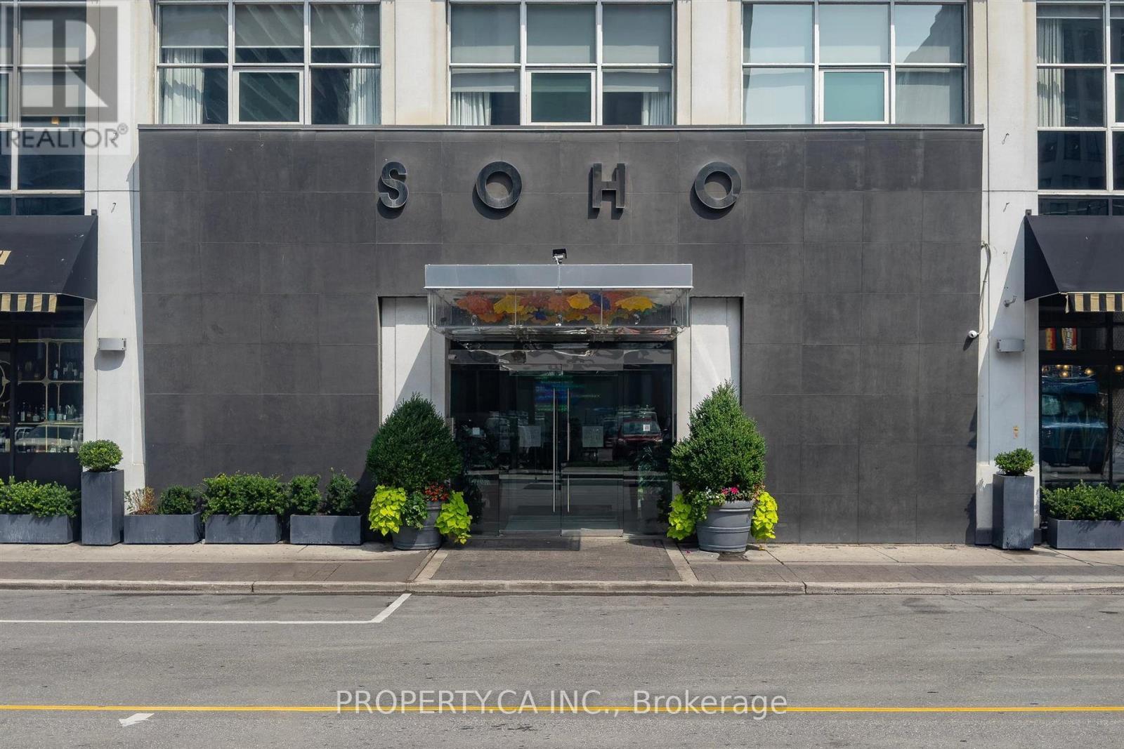 350 Wellington Street, Toronto (Waterfront Communities), Ontario  M5V 3W9 - Photo 2 - C13831050