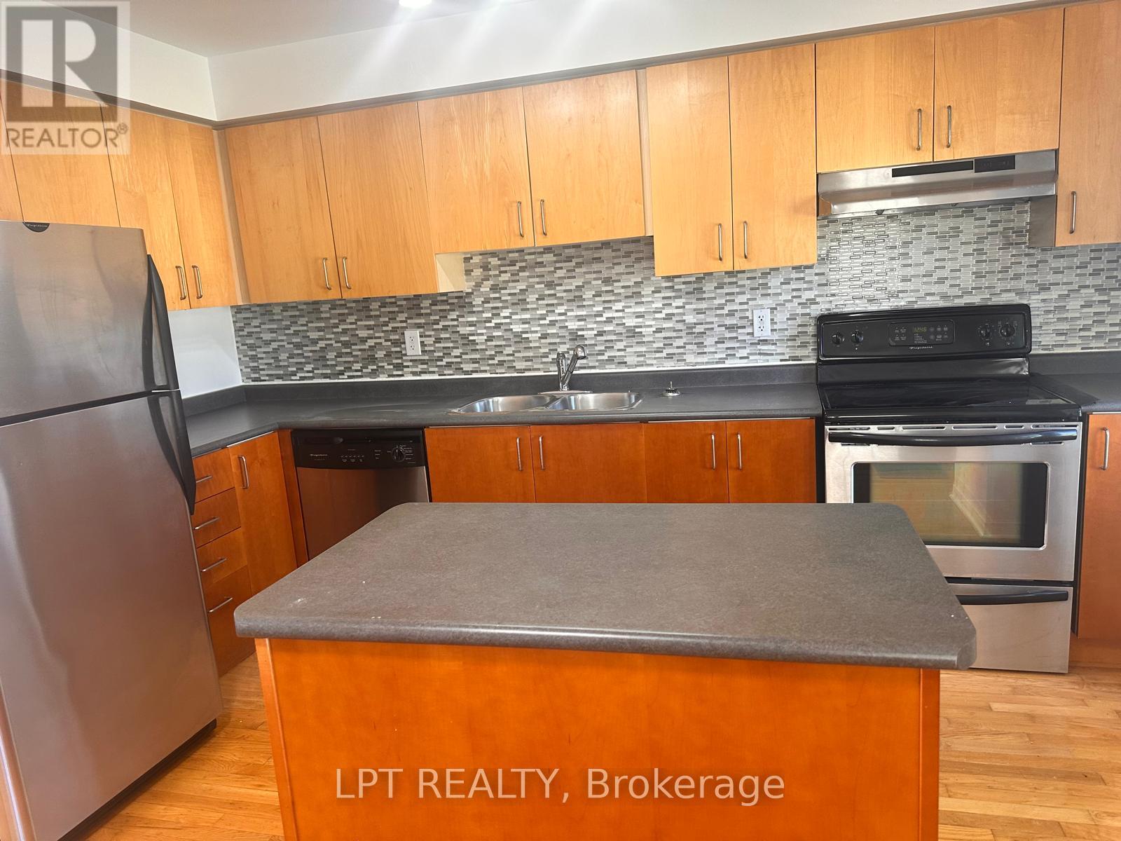 24 - 735 Sheppard Avenue, Pickering (Woodlands), Ontario  L1V 7K5 - Photo 11 - E13831016
