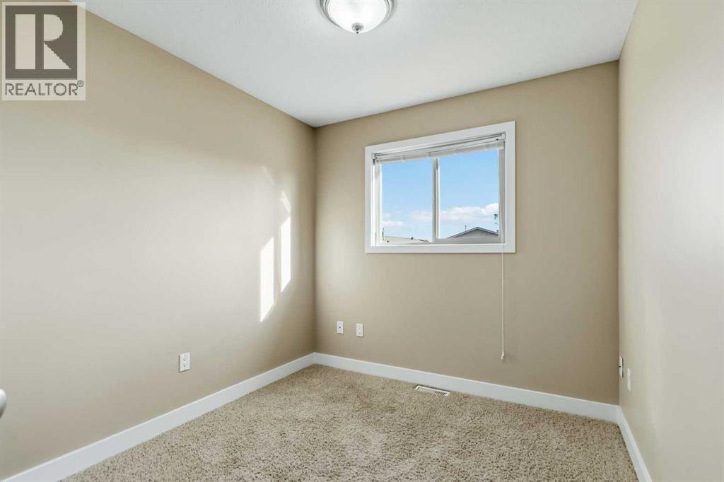 120 Hawthorn Way